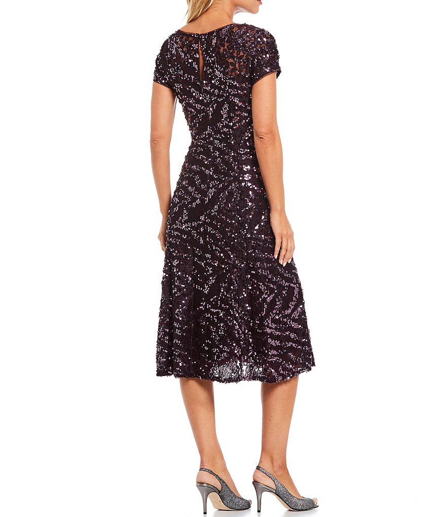 Ignite Evenings Short Sleeve Sequin Jewel Neck Metallic Lace Dress