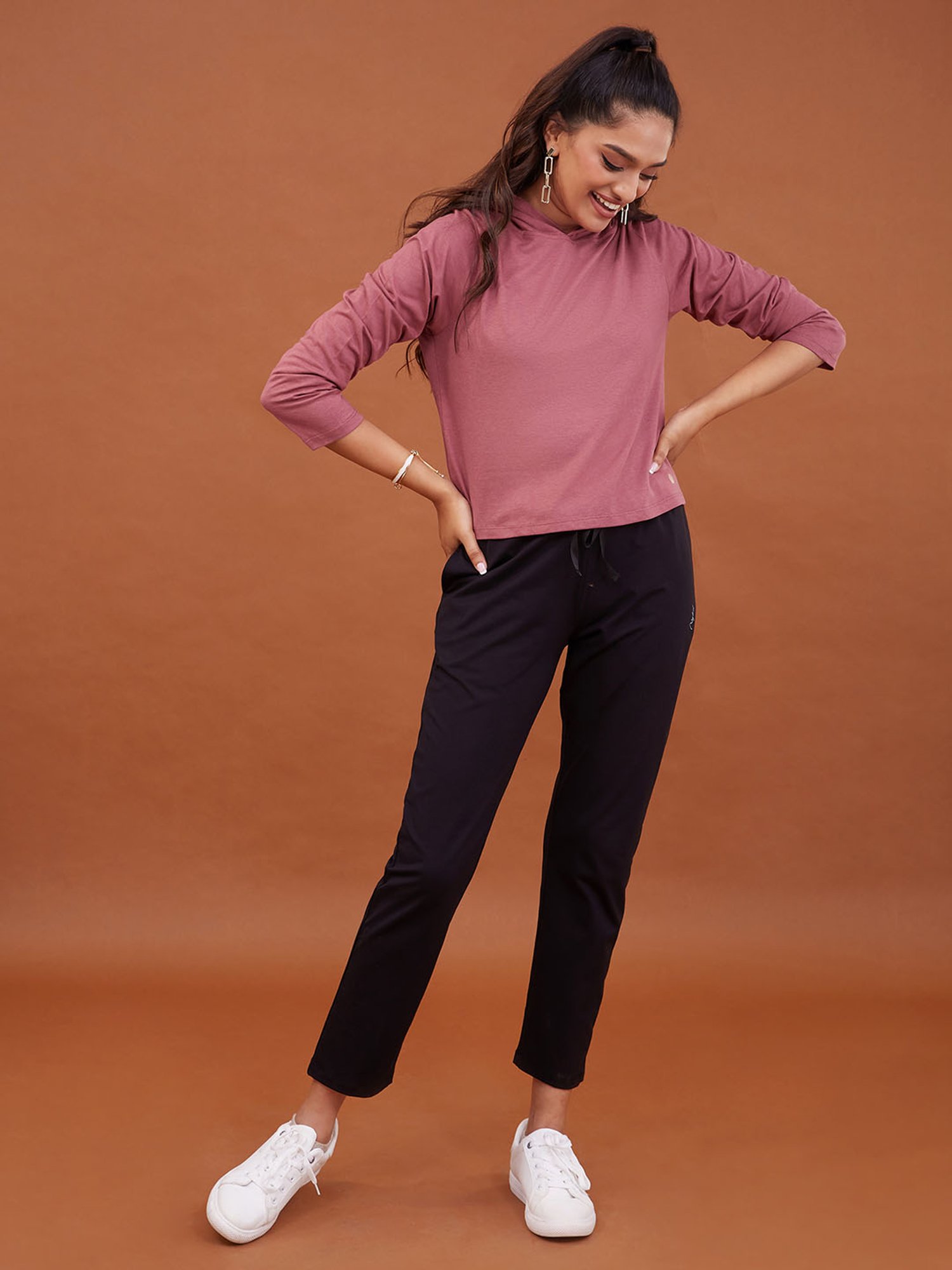 Nykd Essential Cotton Modal Full Sleeve Hoodie Top In Relaxed Fit