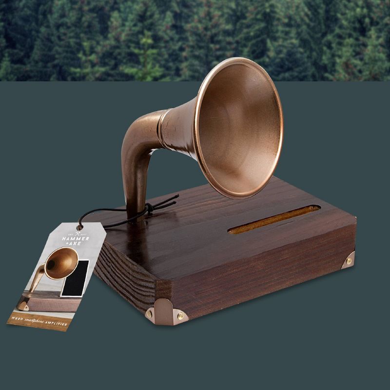 Smartphone Dock with Amplifier Wood