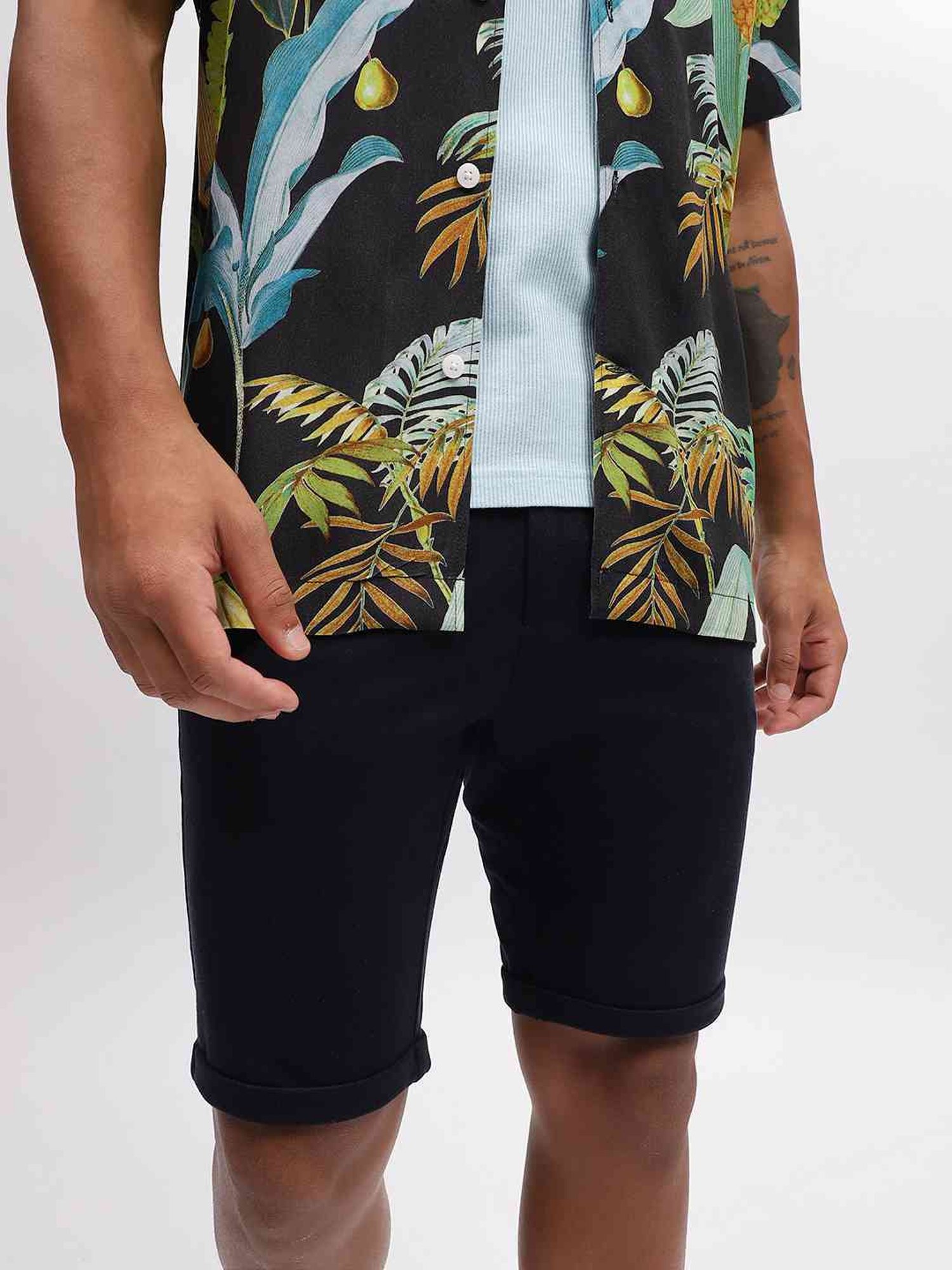 Lindbergh Blue Regular Fit Shorts