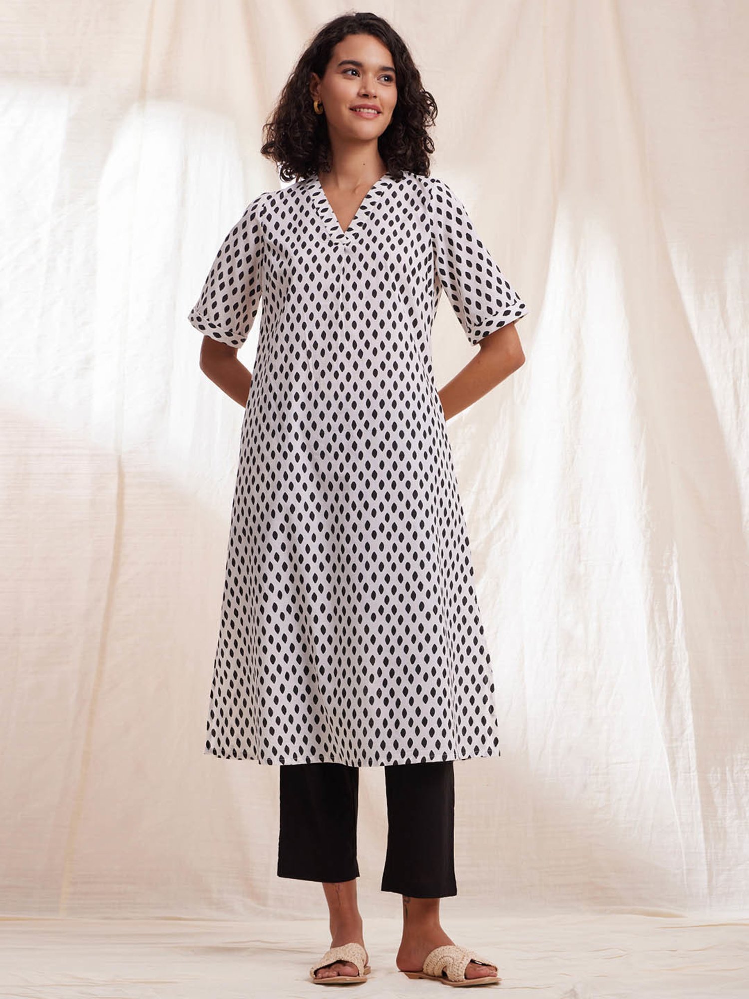 Pink Fort Black & White Cotton Printed A Line Kurta