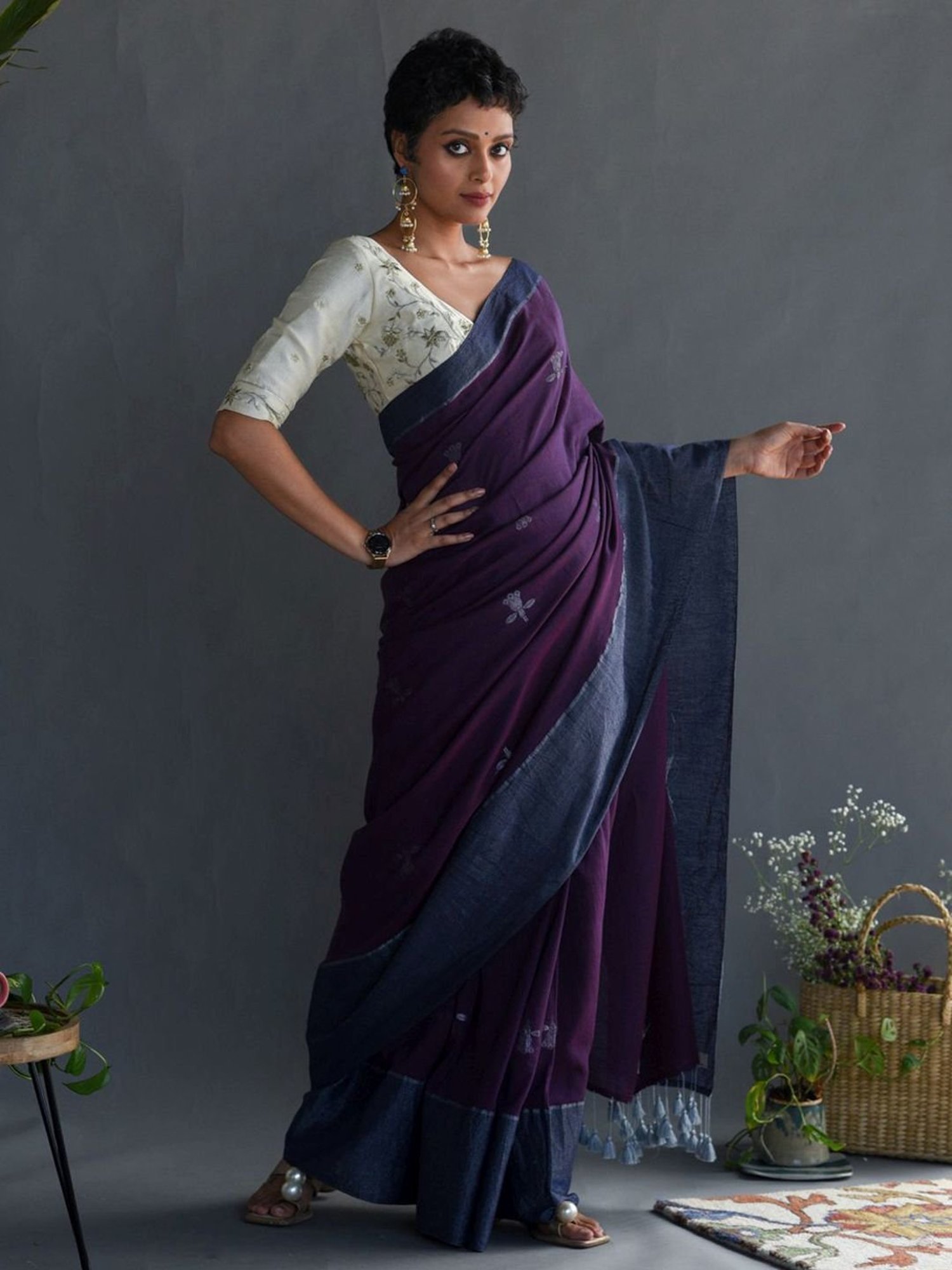 Suta Purple Cotton Woven Saree Without Blouse