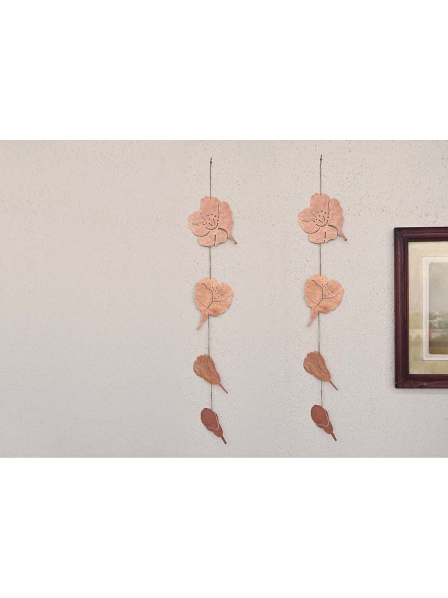 COPPRE Copper Aham Flower Line Wall Hanging - Set of 1