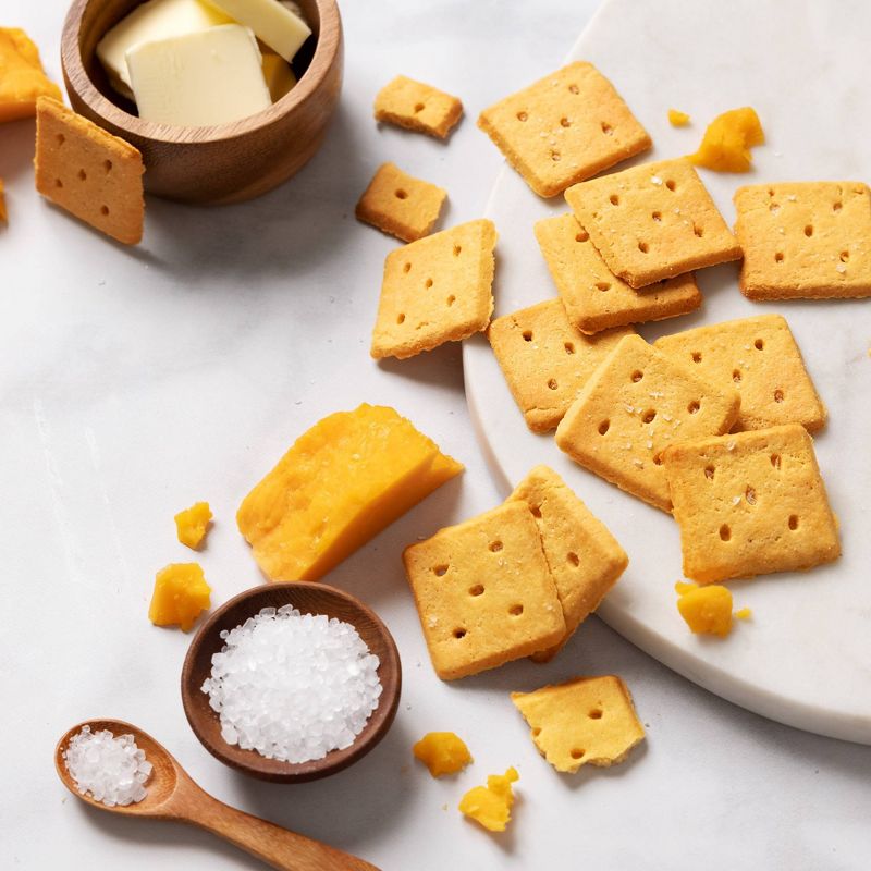 HighKey Cheddar Crackers - 2oz