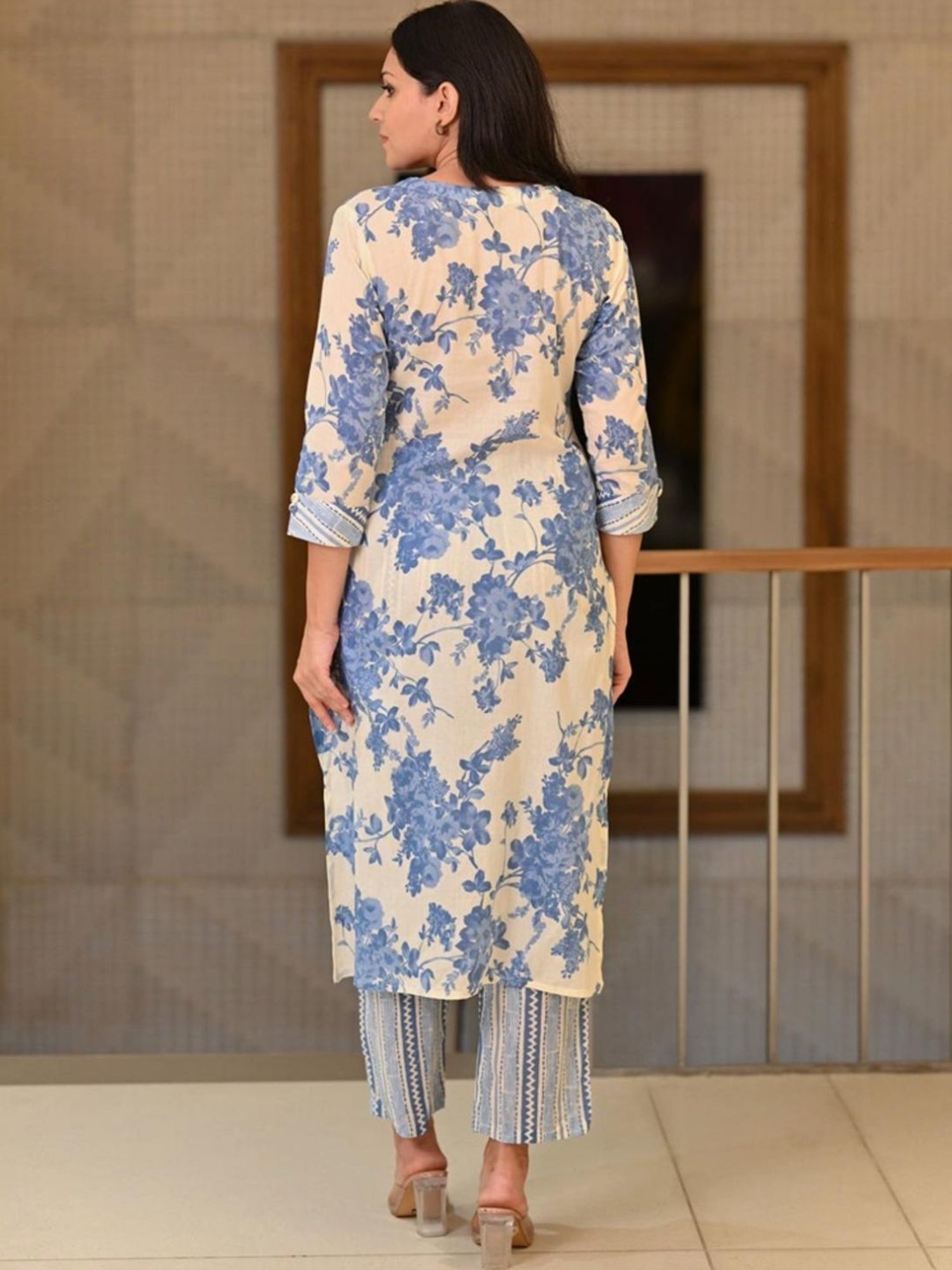 Mahee Jaipur White Base Flamingo Blue  Floral Print Super Soft Cotton Kurta and Pant