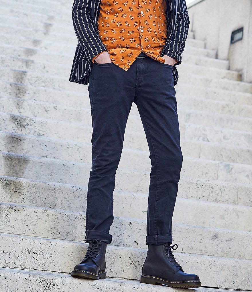 Dr. Martens 1460 Classic 8-Eye Combat Boots