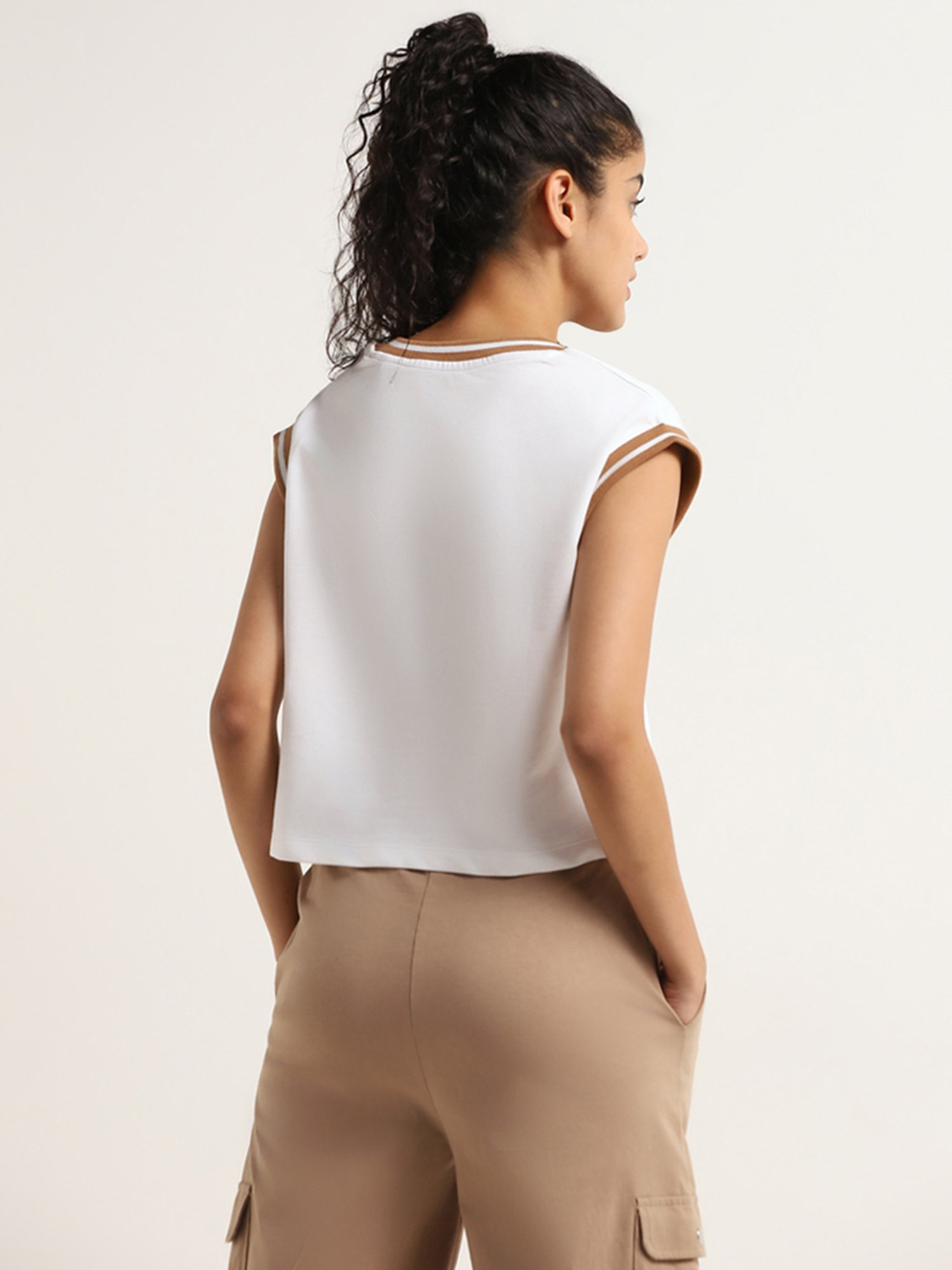 Studiofit by Westside White Contrast Print Crop T-Shirt