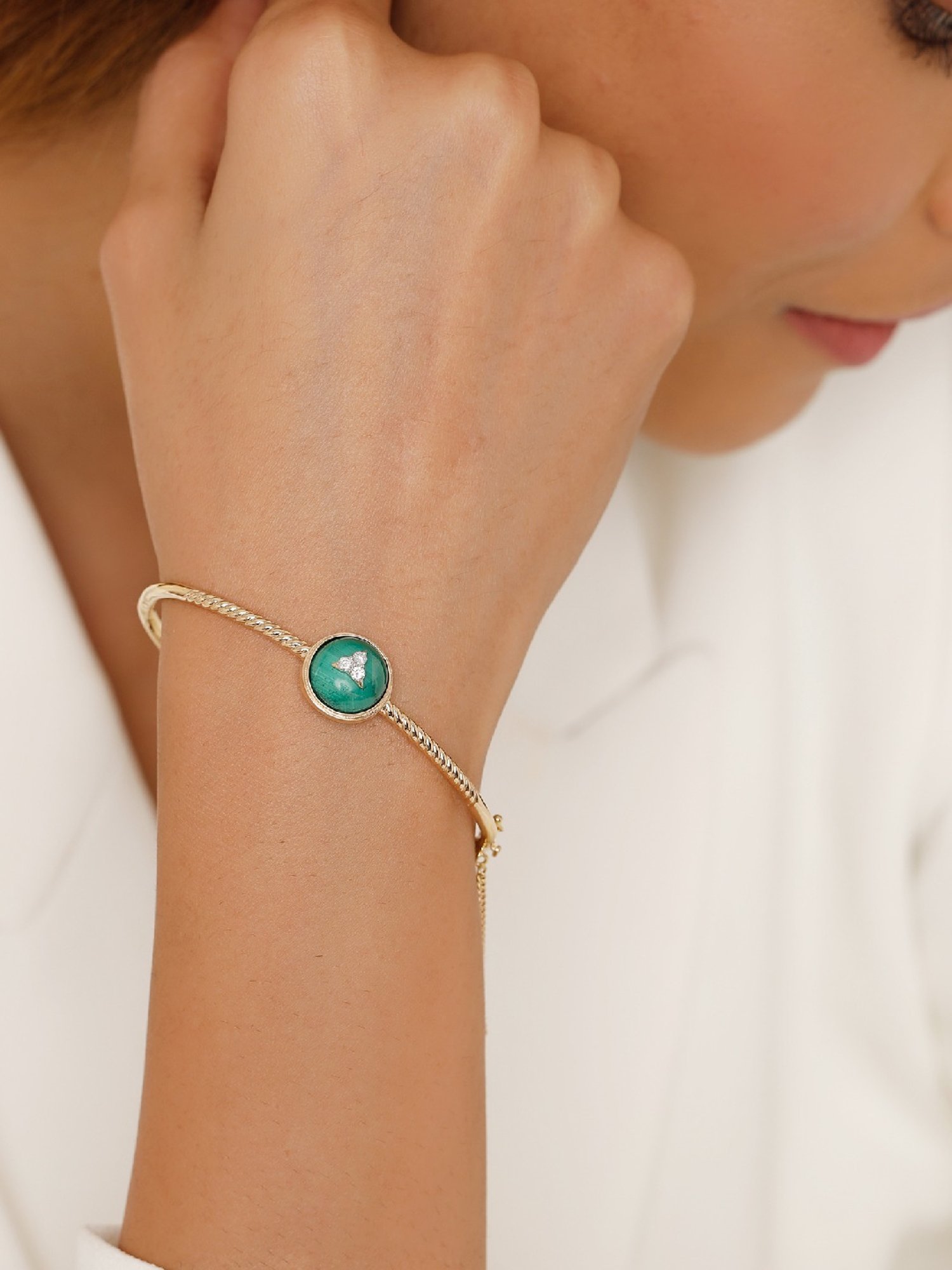 Candere by Kalyan Jewellers BIS Hallmark 18K Yellow Gold and Certified Diamonds Bracelet