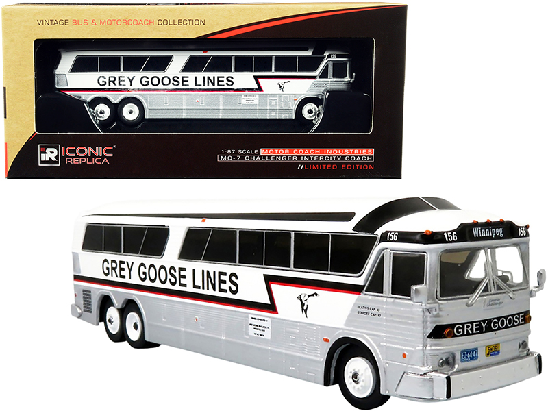 MCI Classic City Bus Plain White "Vintage Bus & Motorcoach Collection" 1/87 Diecast Model by Iconic Replicas