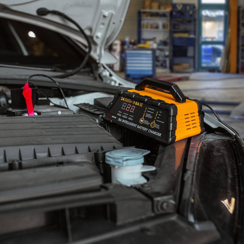 Wagan 8.0A Intelligent Battery Charger Black