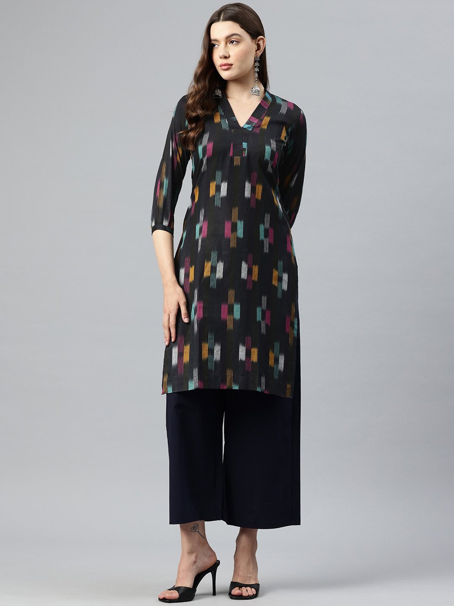 One Femme Black Cotton Ikat Print Straight Kurta