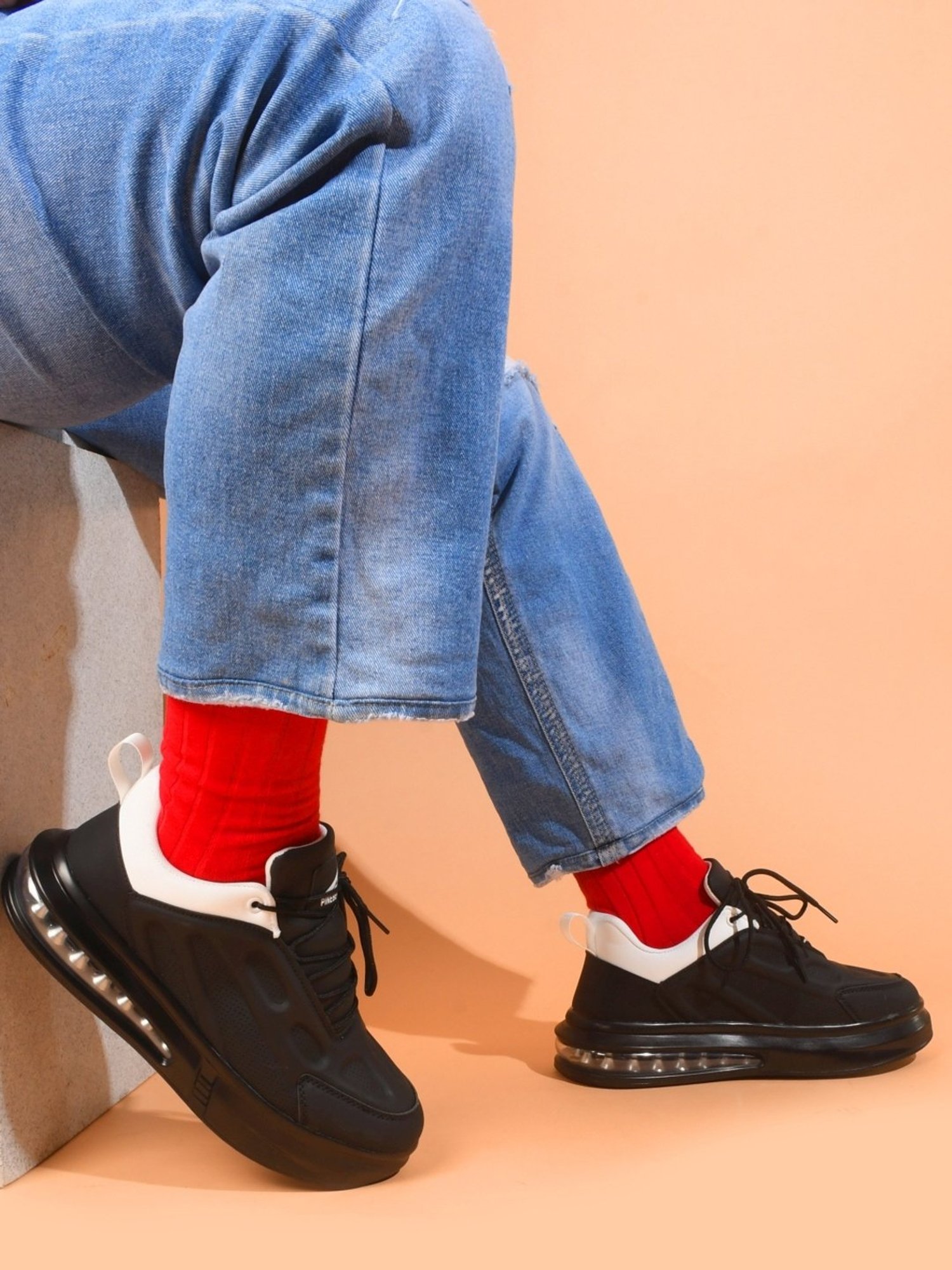 The White Pole Men's Jet Black Casual Sneakers