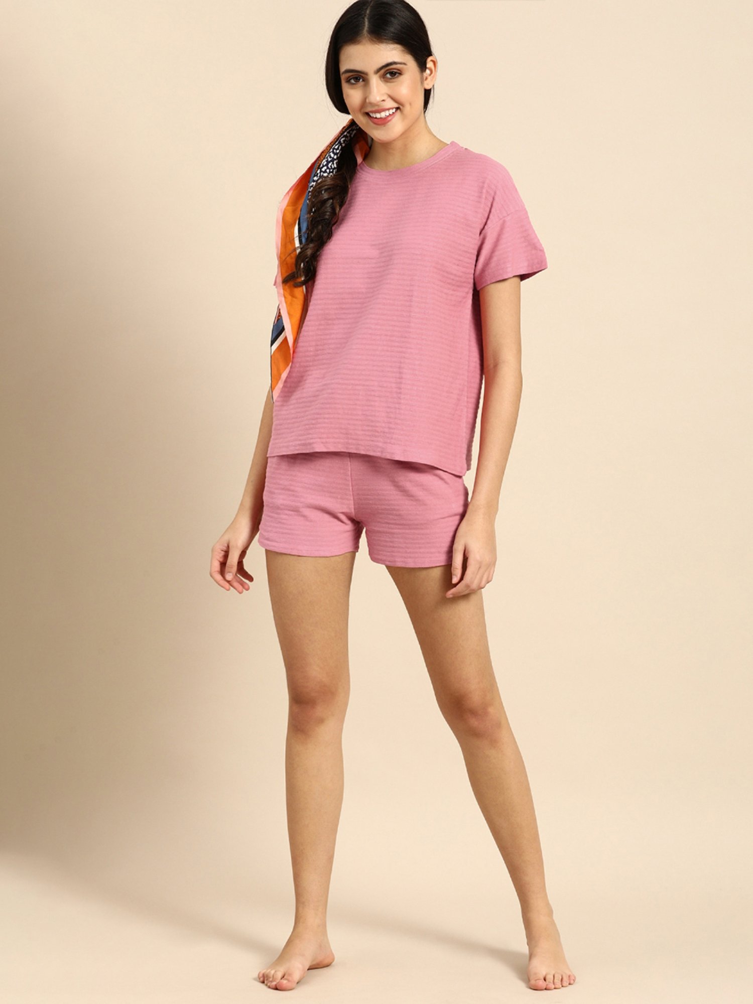 Clt.s Pink T-Shirt With Shorts