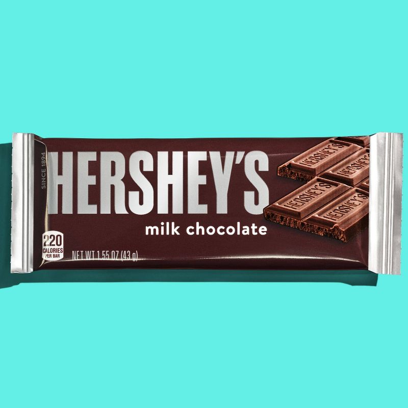 Hershey's Milk Chocolate, Dark Chocolate and White Crème Assortment Candy Bars Variety Pack - 27oz/18ct