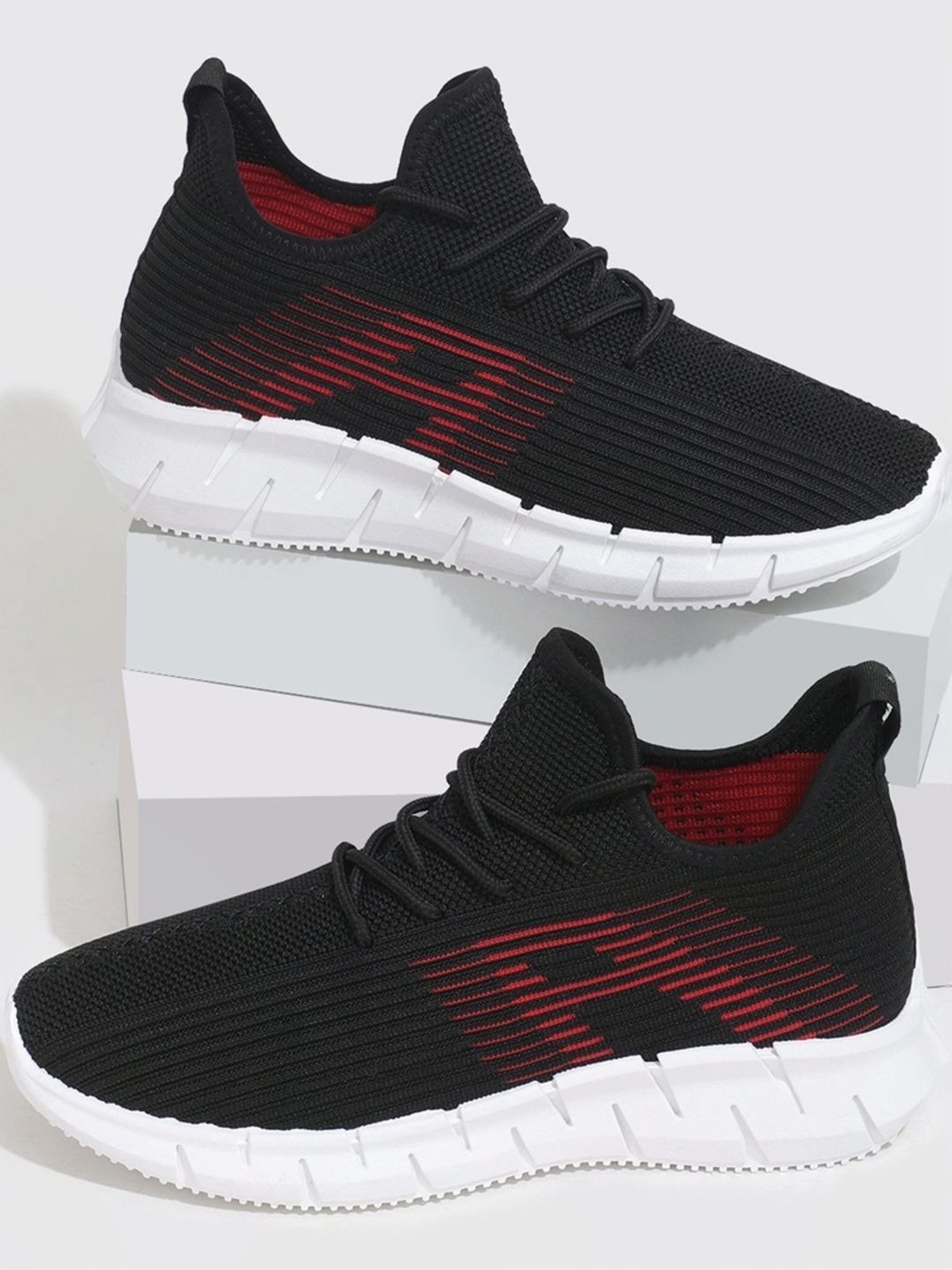 Rapid Box Men's Black Running Shoes