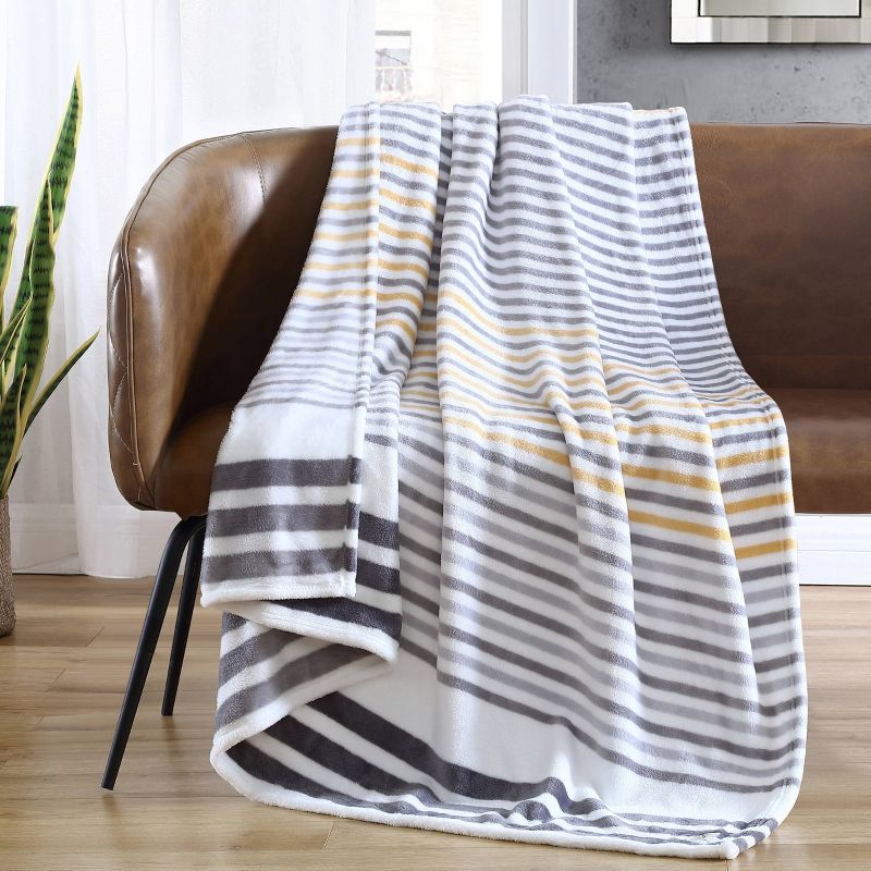 ED Ellen Degeneres 50"x70" Vibrant Striped Throw Blanket Gray
