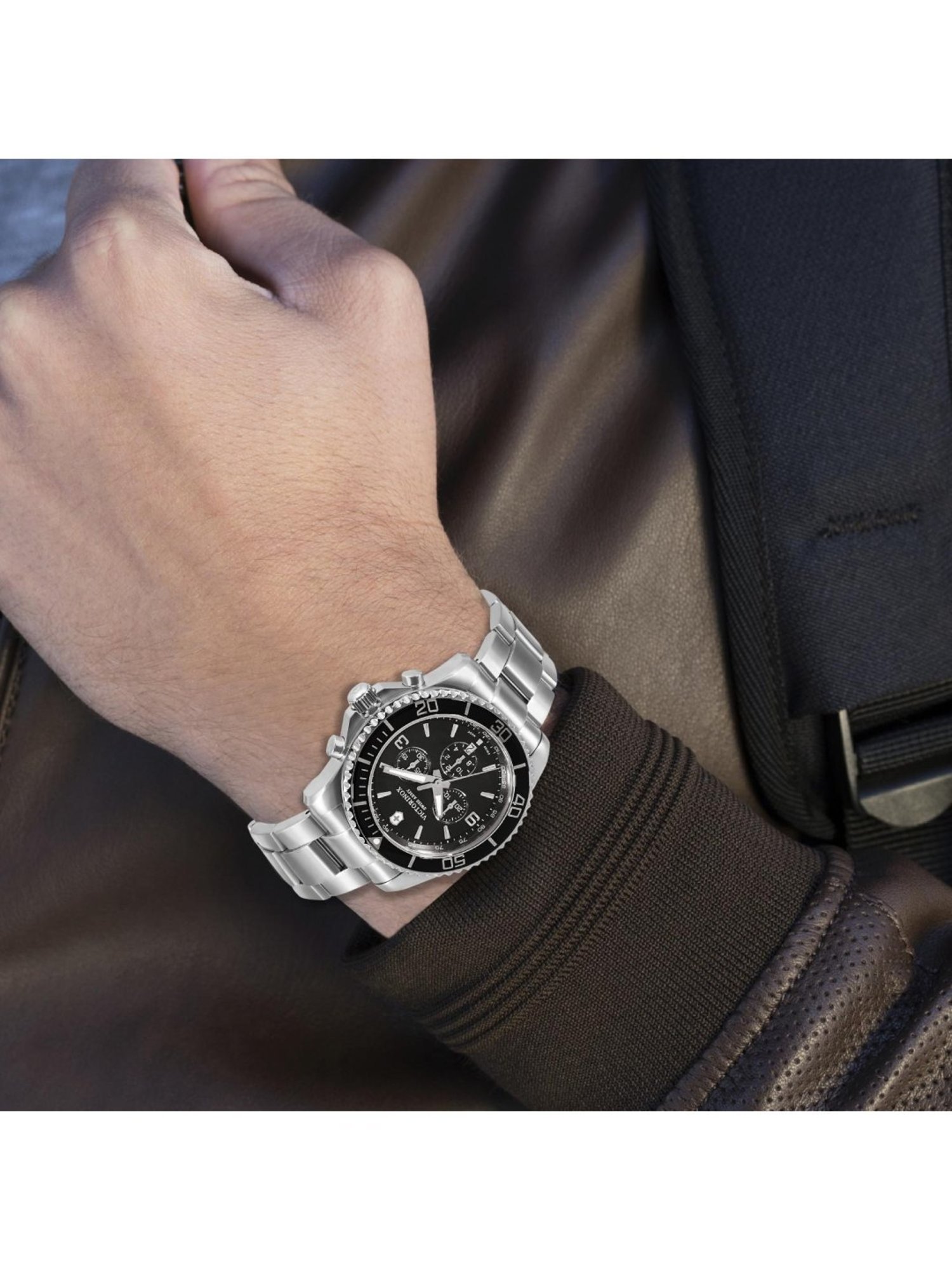 VICTORINOX V241695 Maverick Analog Watch for Men