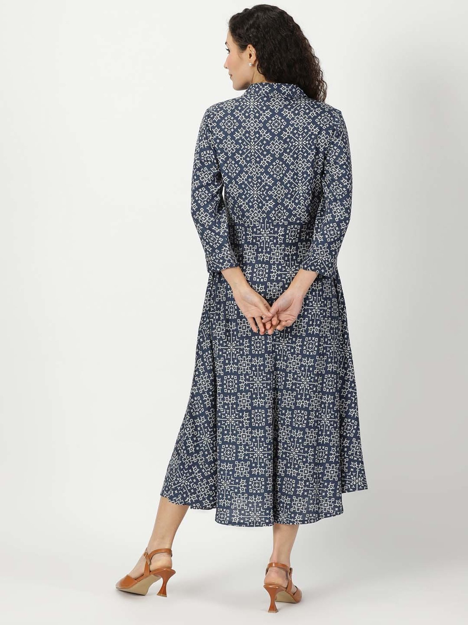 Saffron Threads Blue Printed Ethnic Dresses