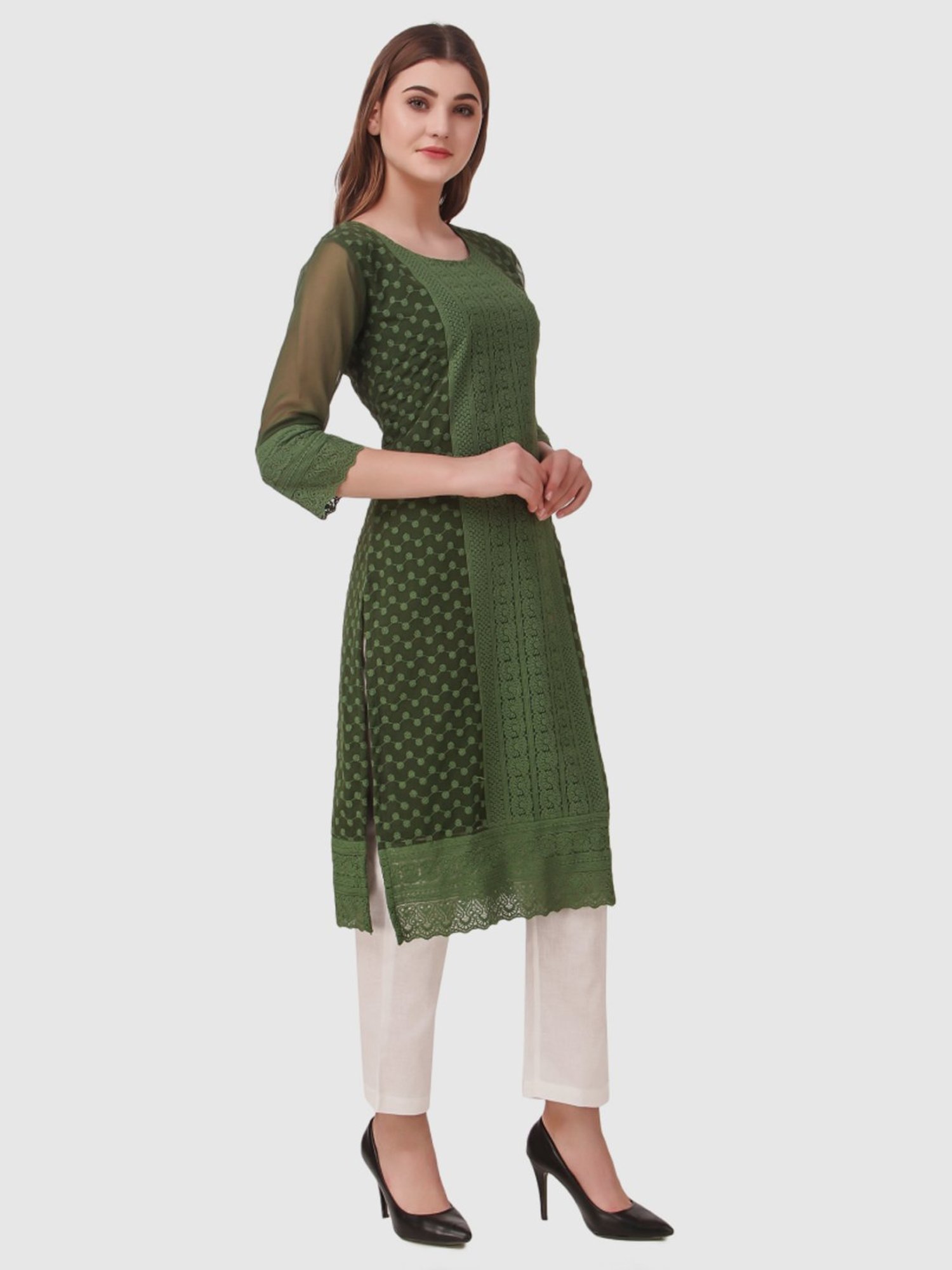 SWAGG INDIA Green Embroidered Straight Kurta