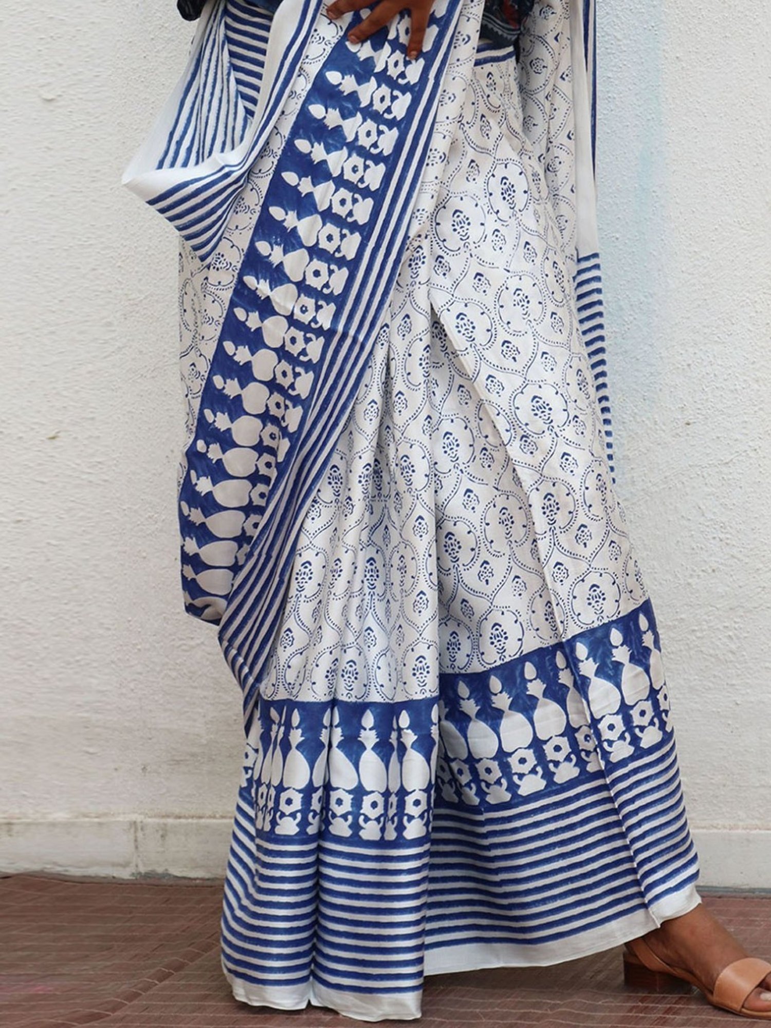 Chidiyaa Where the Wind Flows Mia Kara Blockprinted Modal Silk Saree