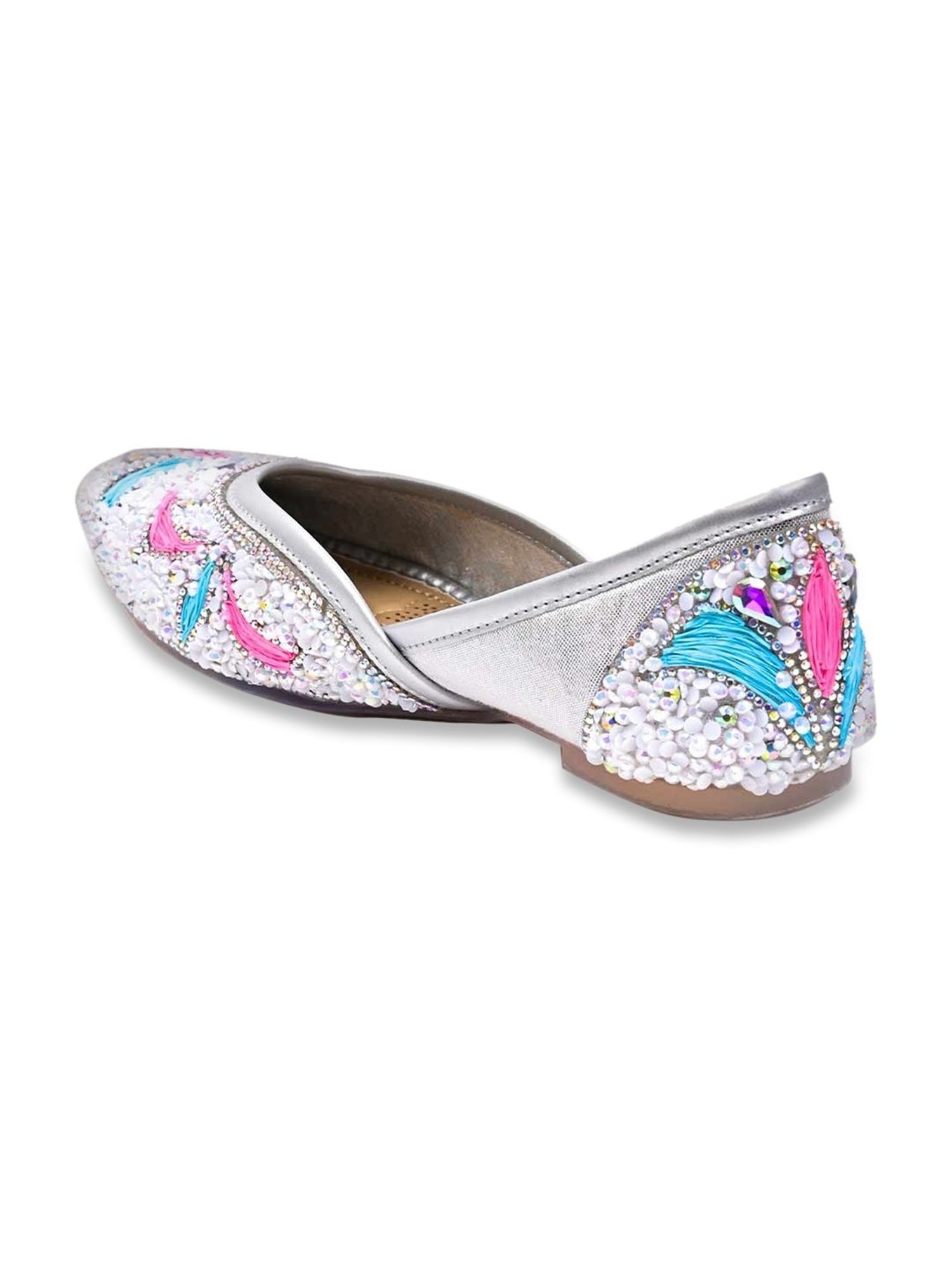 Jove Women's Silver Ethnic Juttis