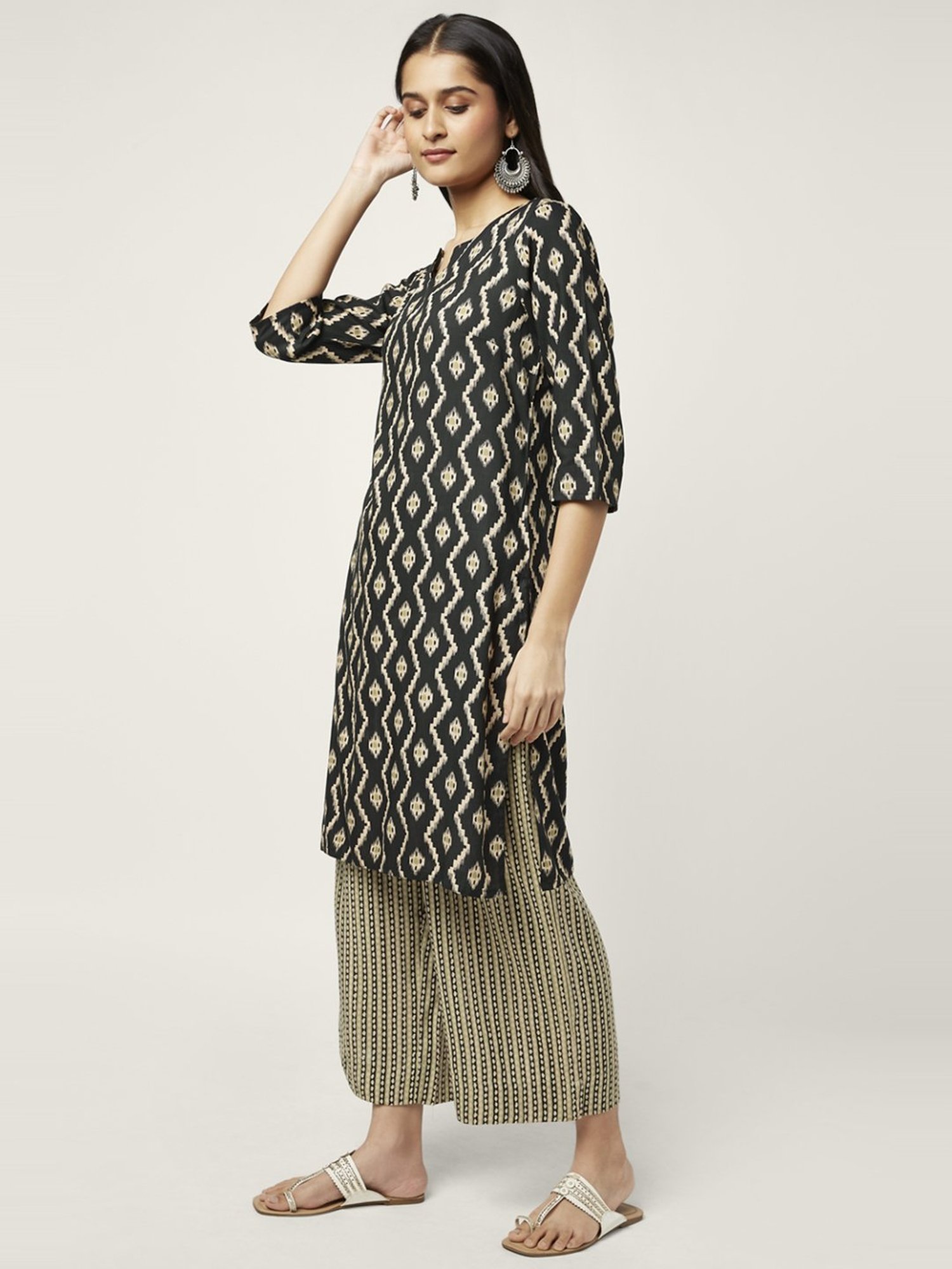 Rangmanch by Pantaloons Black & Beige Printed Kurta Palazzo Set