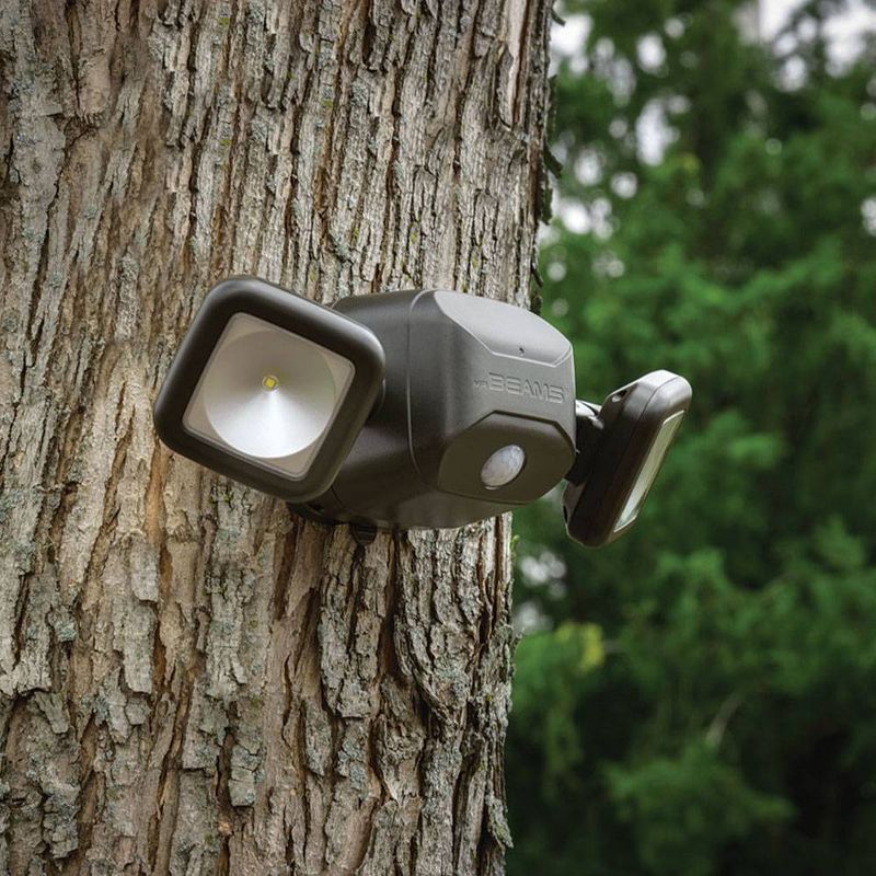 LED Solar Single Direction Outdoor Wall Light - Techko Kobot