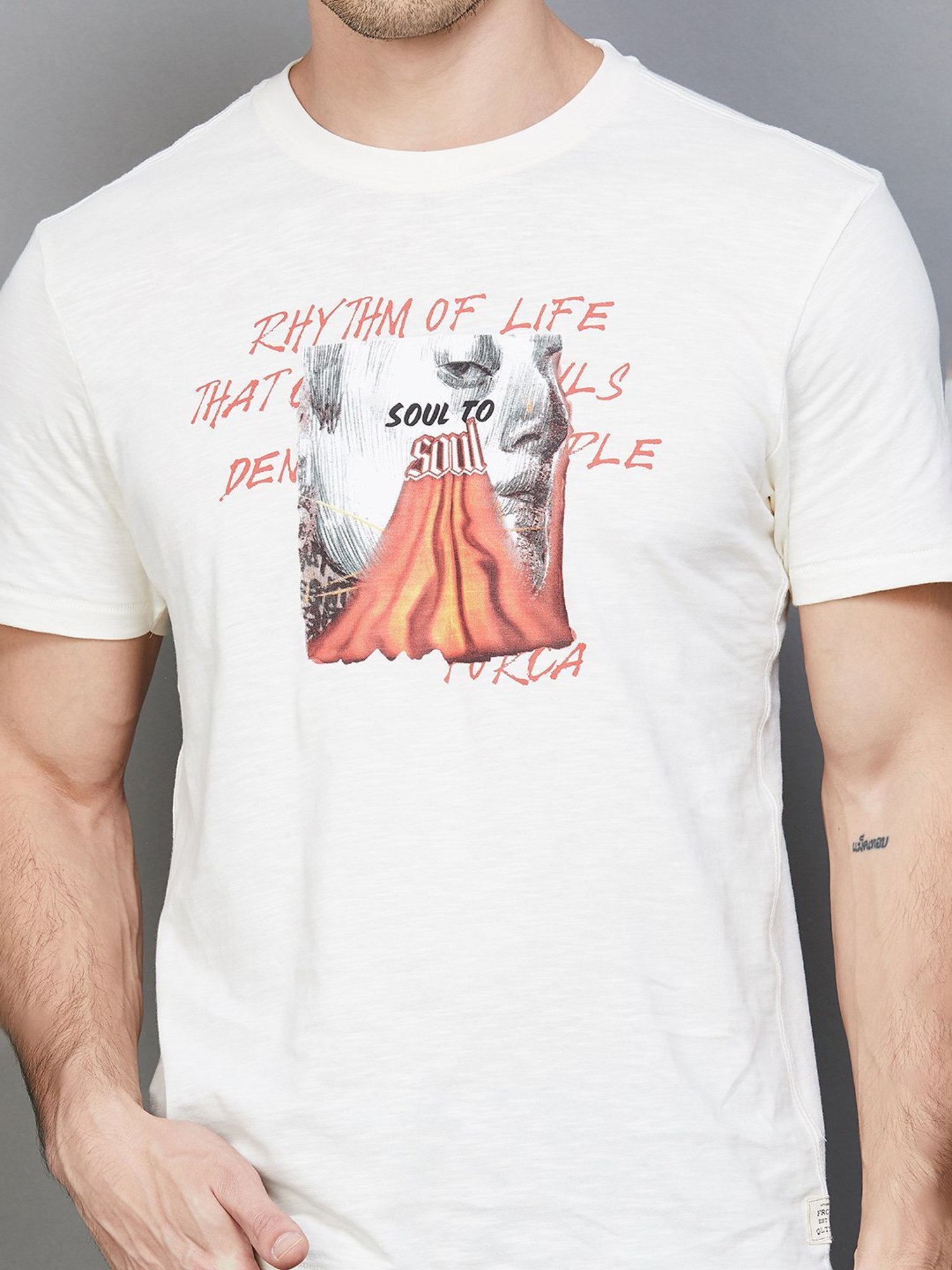 Forca by Lifestyle Off White Regular Fit Printed T-Shirt