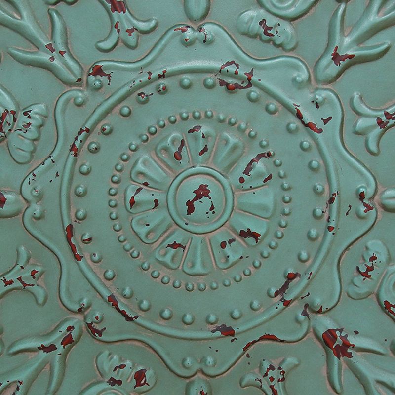 27" Shabby Medallion Wall Décor Green - Stratton Home Décor