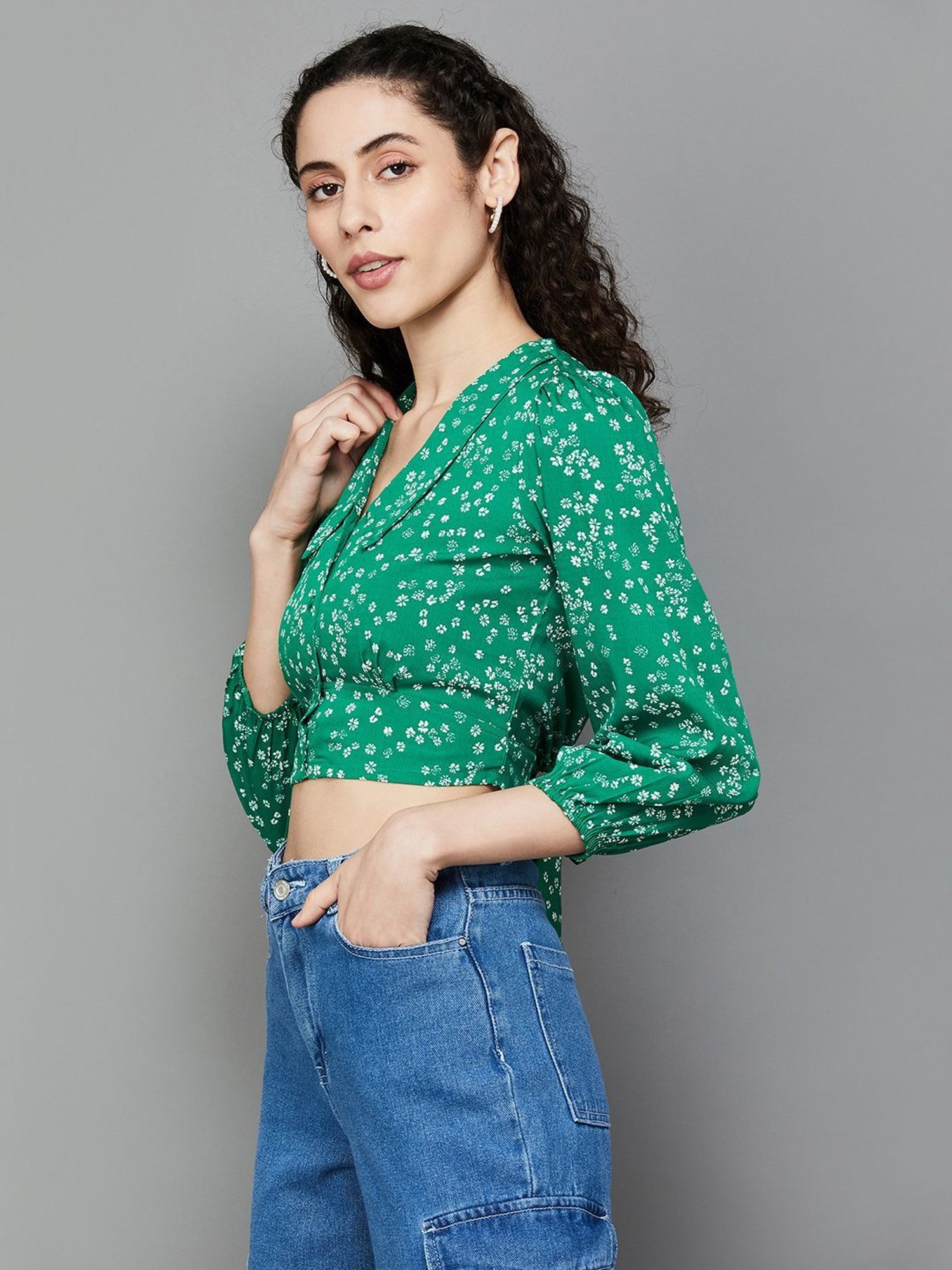Ginger by Lifestyle Green Floral Print Crop Top