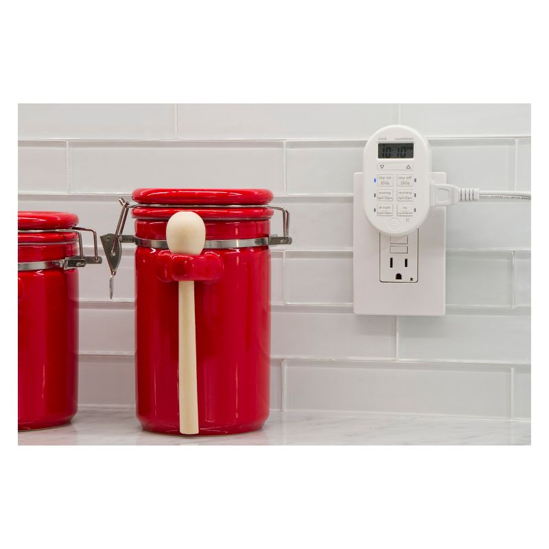 myTouchSmart Indoor Plug-In Digital Timer White