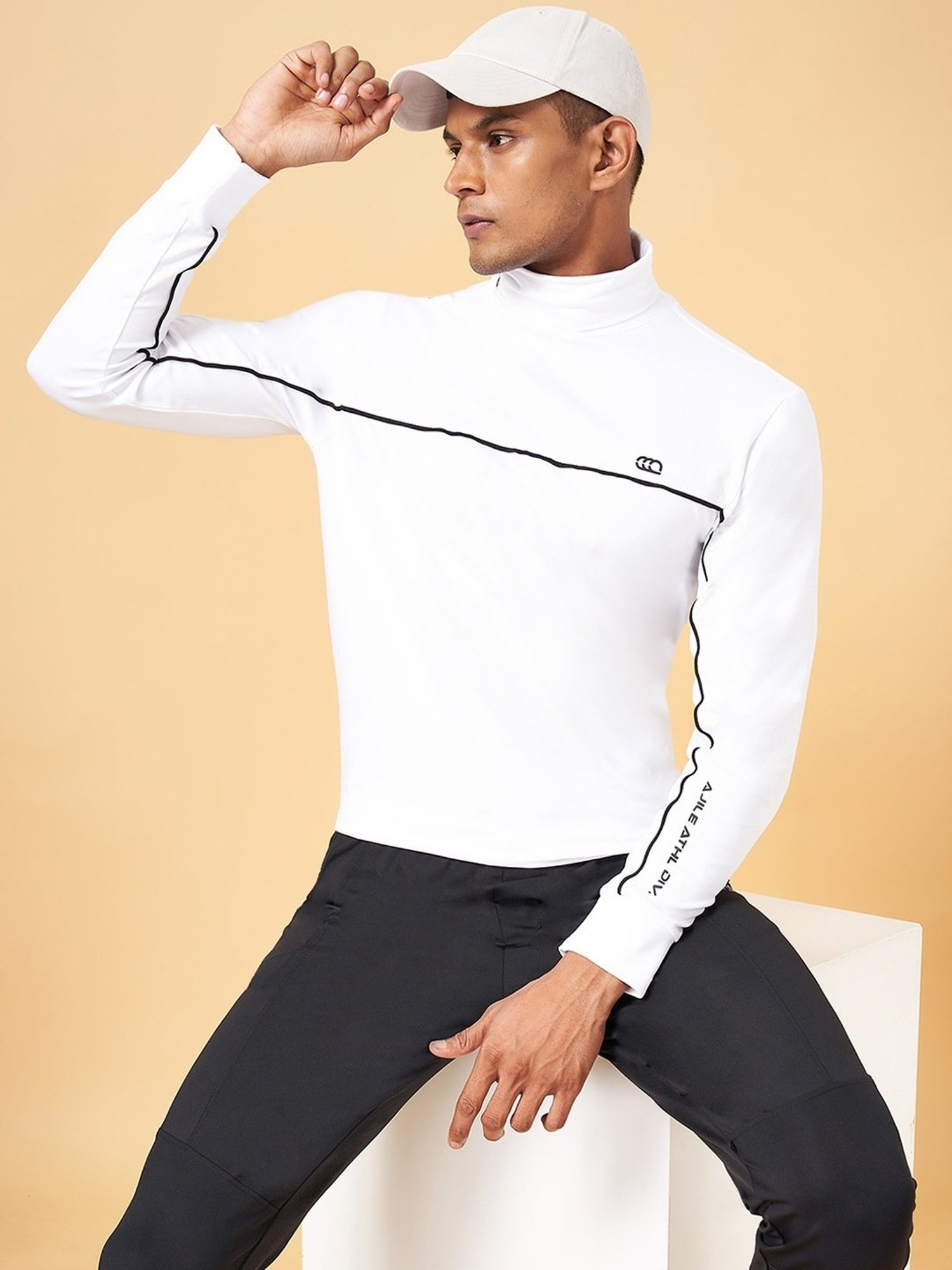 Ajile by Pantaloons White Cotton Slim Fit T-Shirt