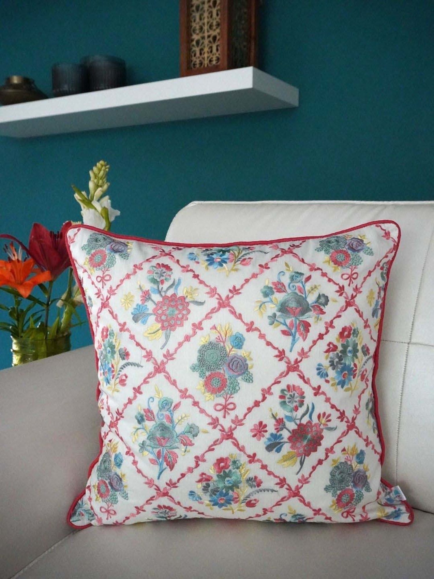 TARA Sparkling Homes Victoria Beige Cotton Cushion Cover - Set of 2