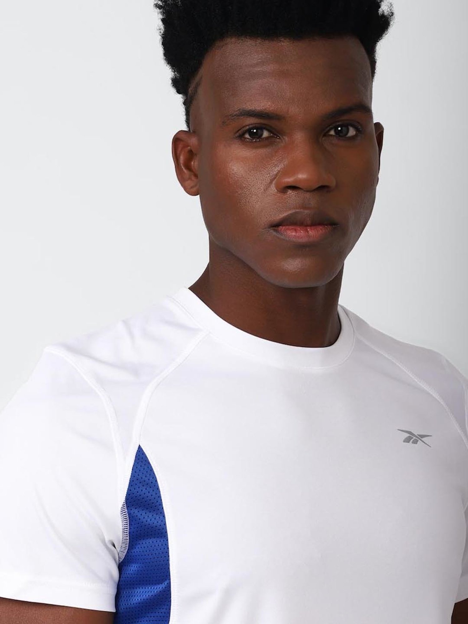 Reebok White Regular Fit T-Shirt