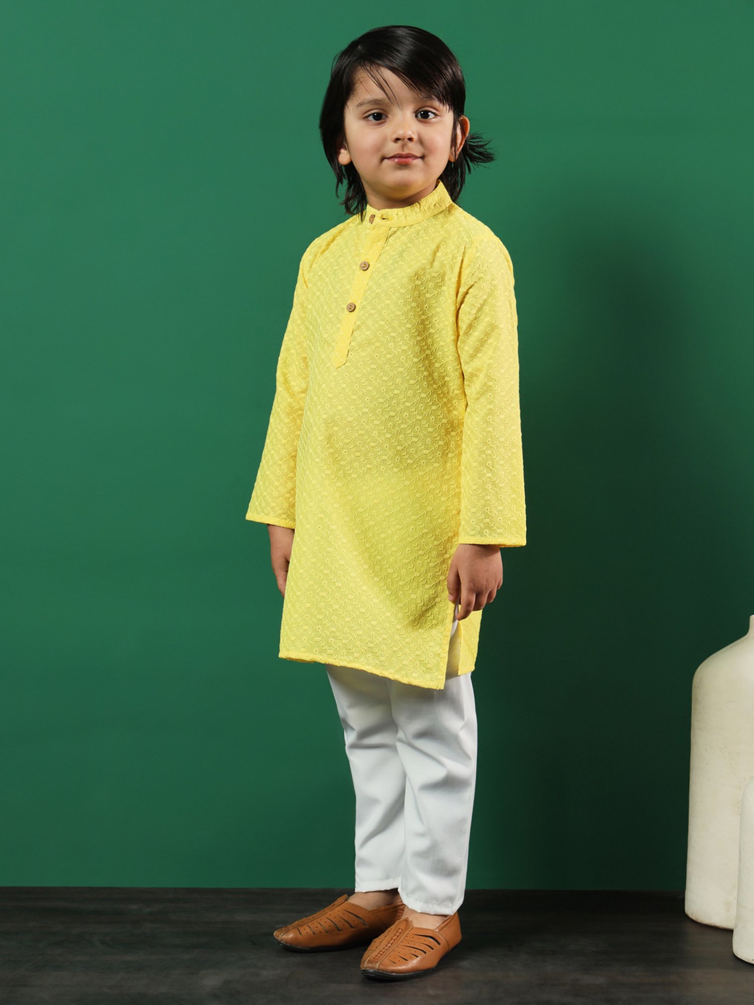 READIPRINT FASHIONS Kids Yellow & White Embroidered Full Sleeves Kurta with Pyjamas
