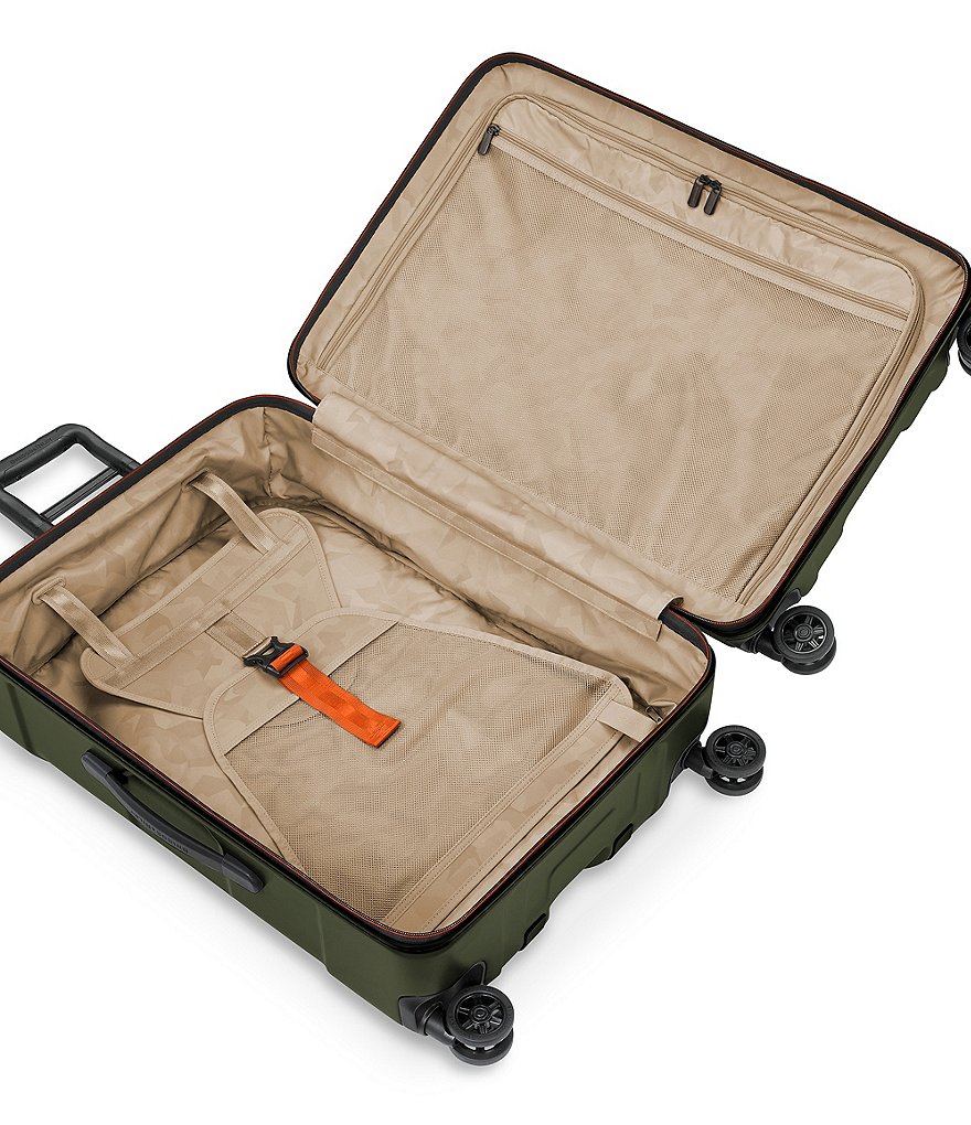 Briggs & Riley Torq Medium Spinner