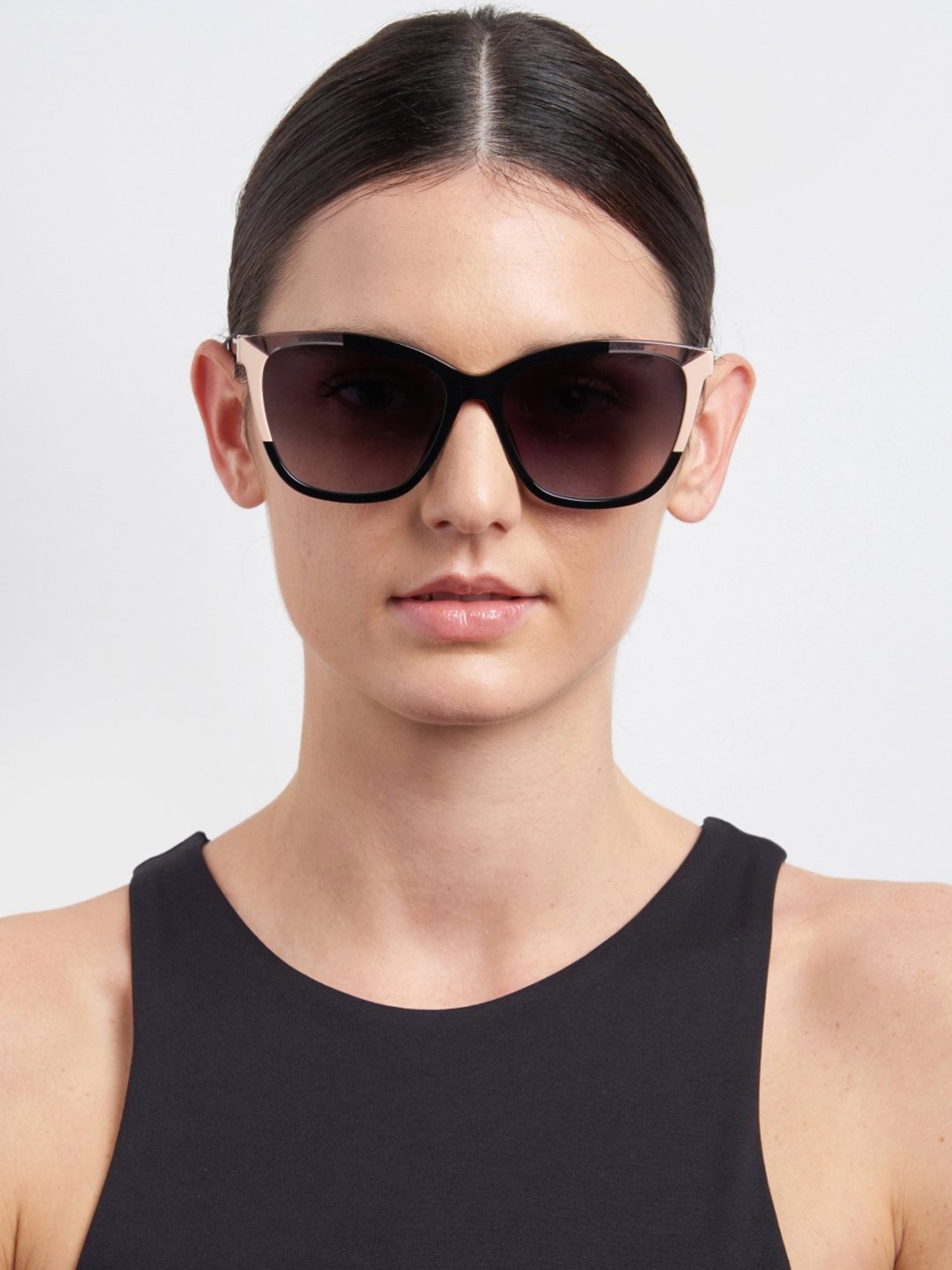 CAROLINA HERRERA 205097KDX589O Dark Grey Square Sunglasses