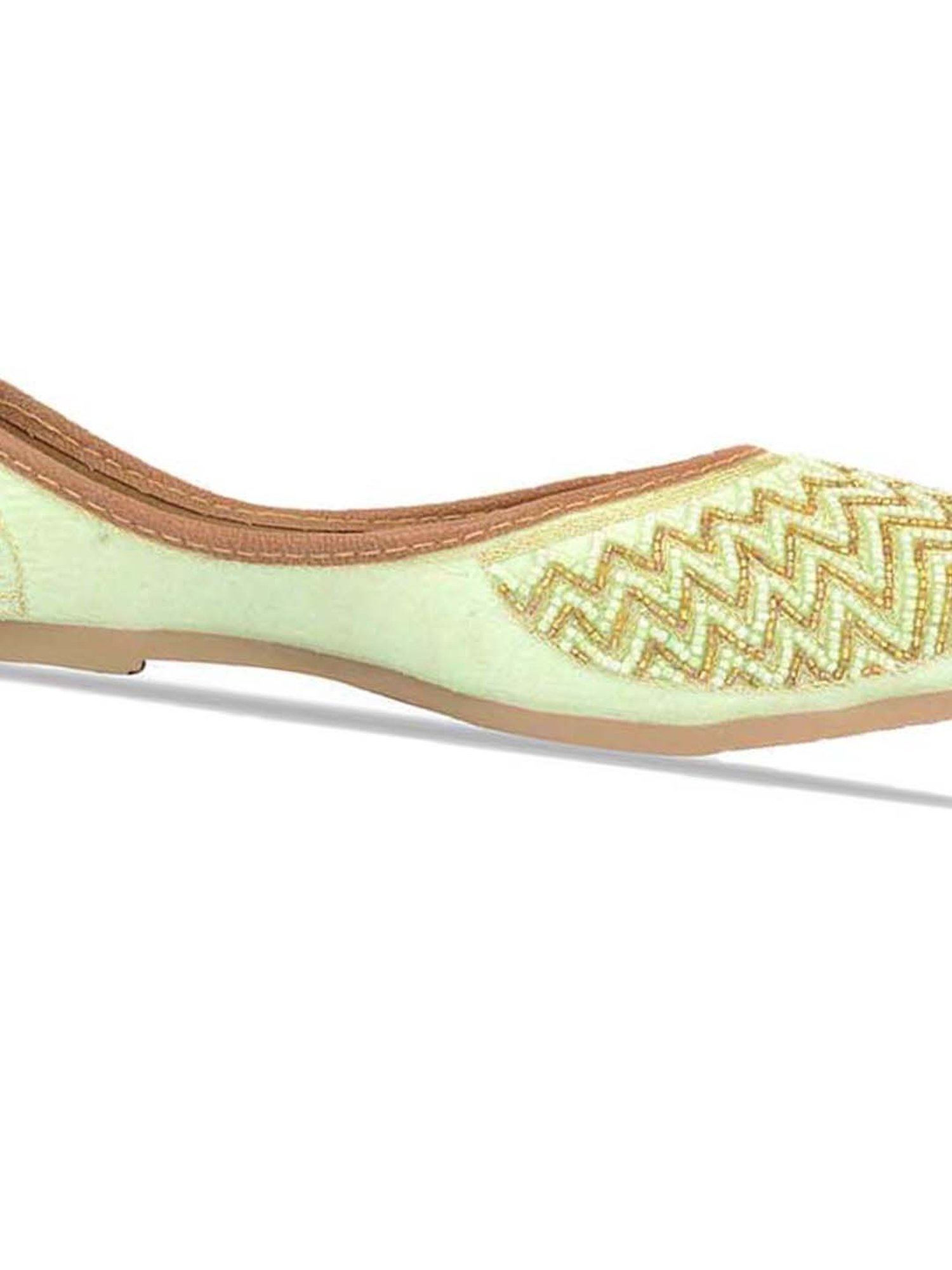 Desi Colour Women's Tea Green Ethnic Juttis