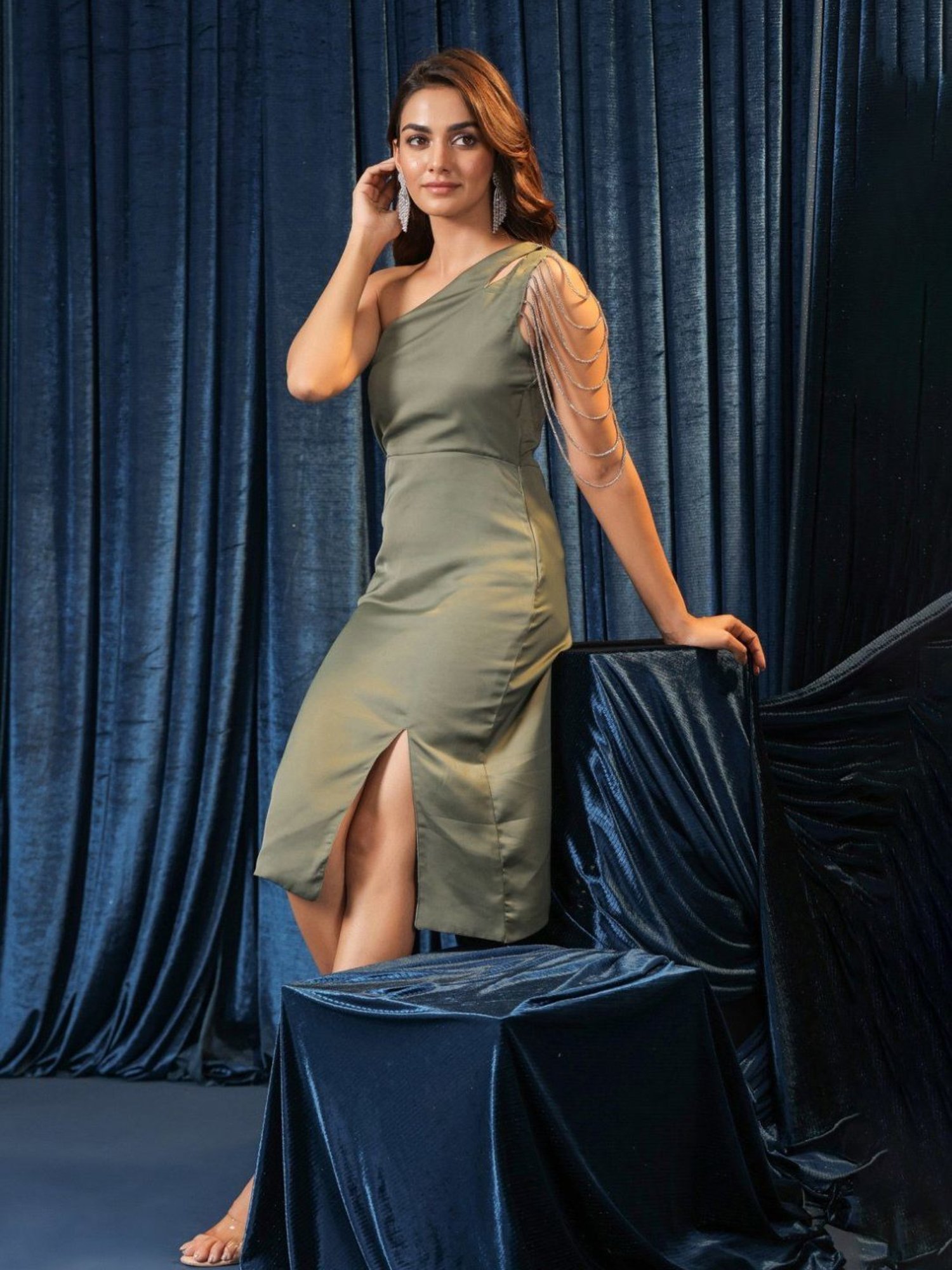 BInfinite Olive Sparkle Sorbet Elegance Chain-drape Dress