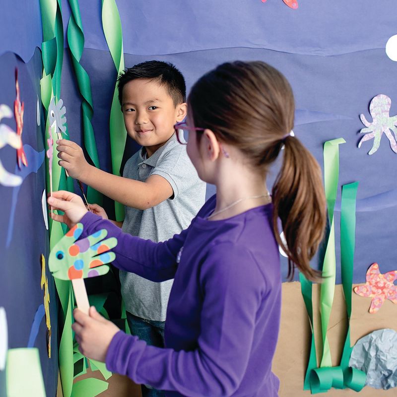 Pacon 36" ArtKraft Duo-Finish Paper Roll - Green