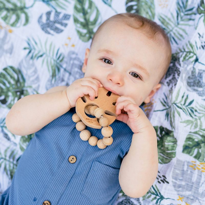 Bebe au Lait Wooden Teethers - Tropical Leaf