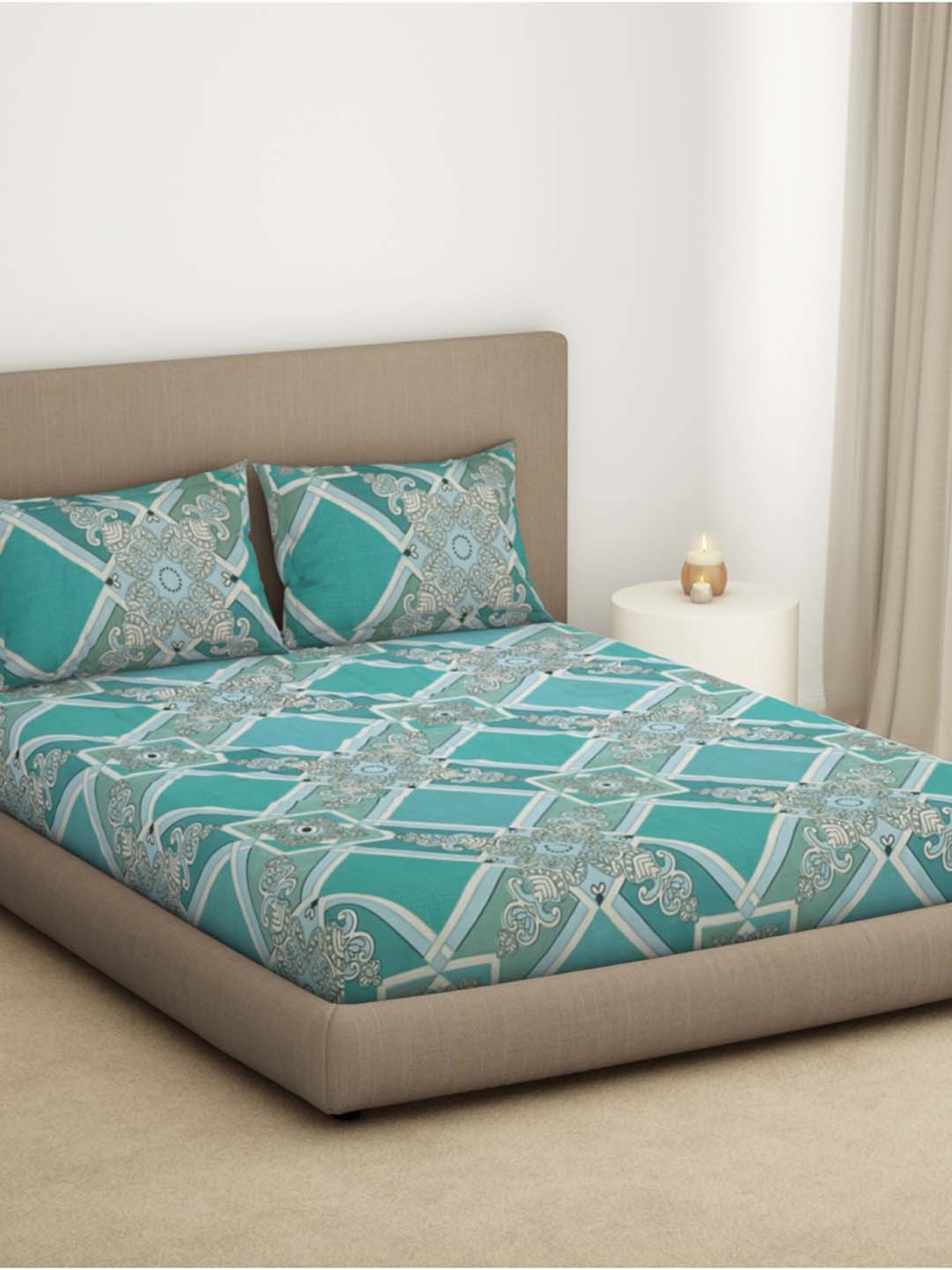 Welspun Bliss Light Green Microfibre 120 TC Double Bedsheet with 2 Pillow Covers