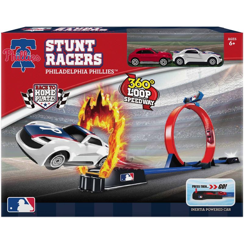 Fabrique NCAA Oregon Team Inflatable Helmet   4 ft., 4 ft Tall, Green