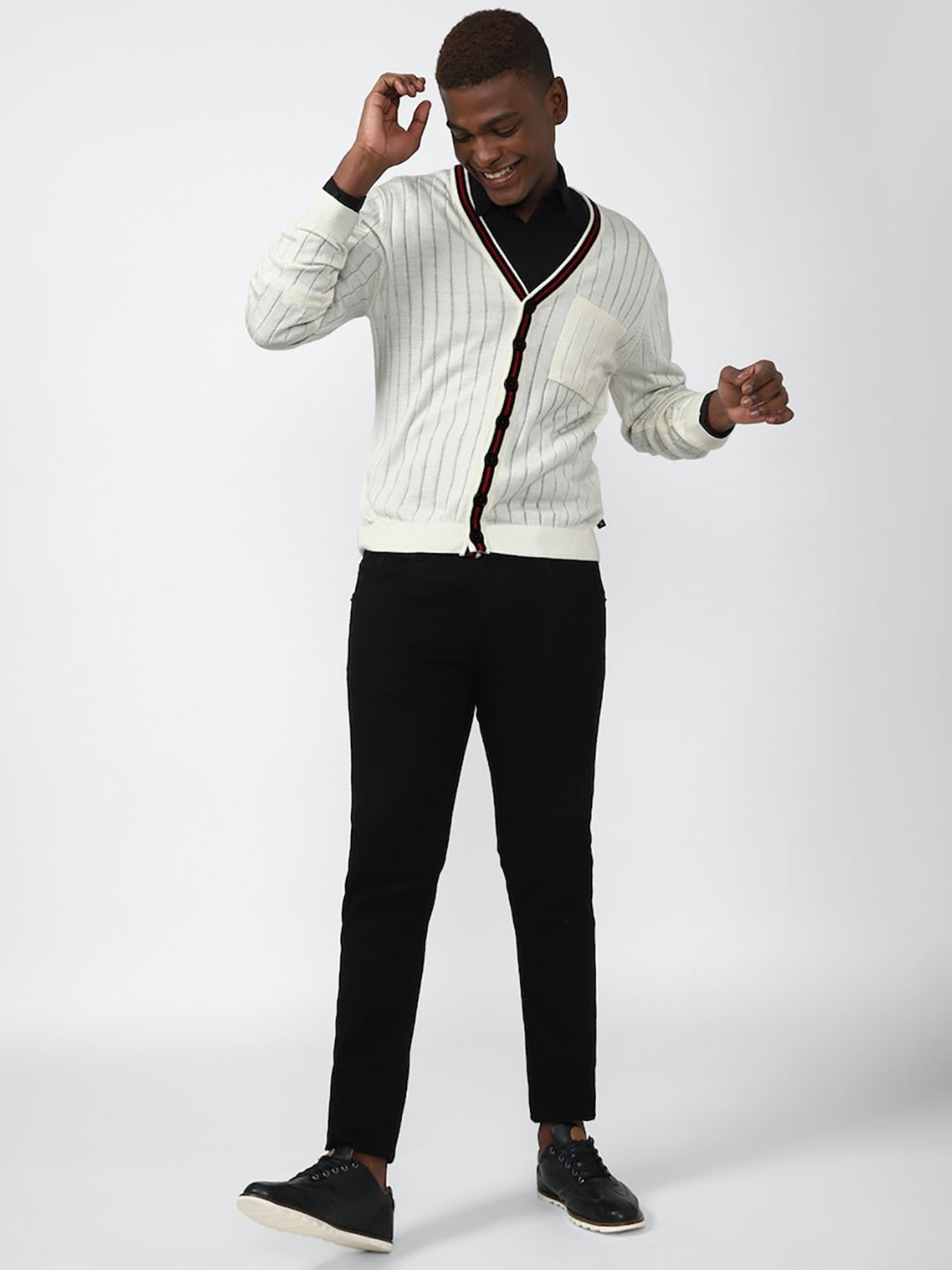 Forever 21 Cream Regular fit Sweater