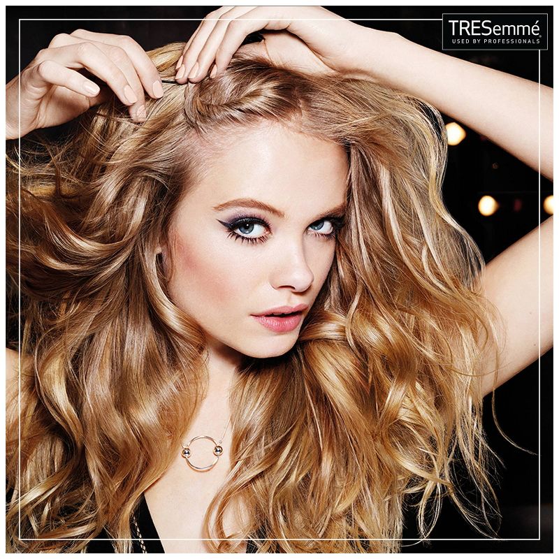 Tresemme Color Revitalize Conditioner for Color-Treated Hair - 28 fl oz