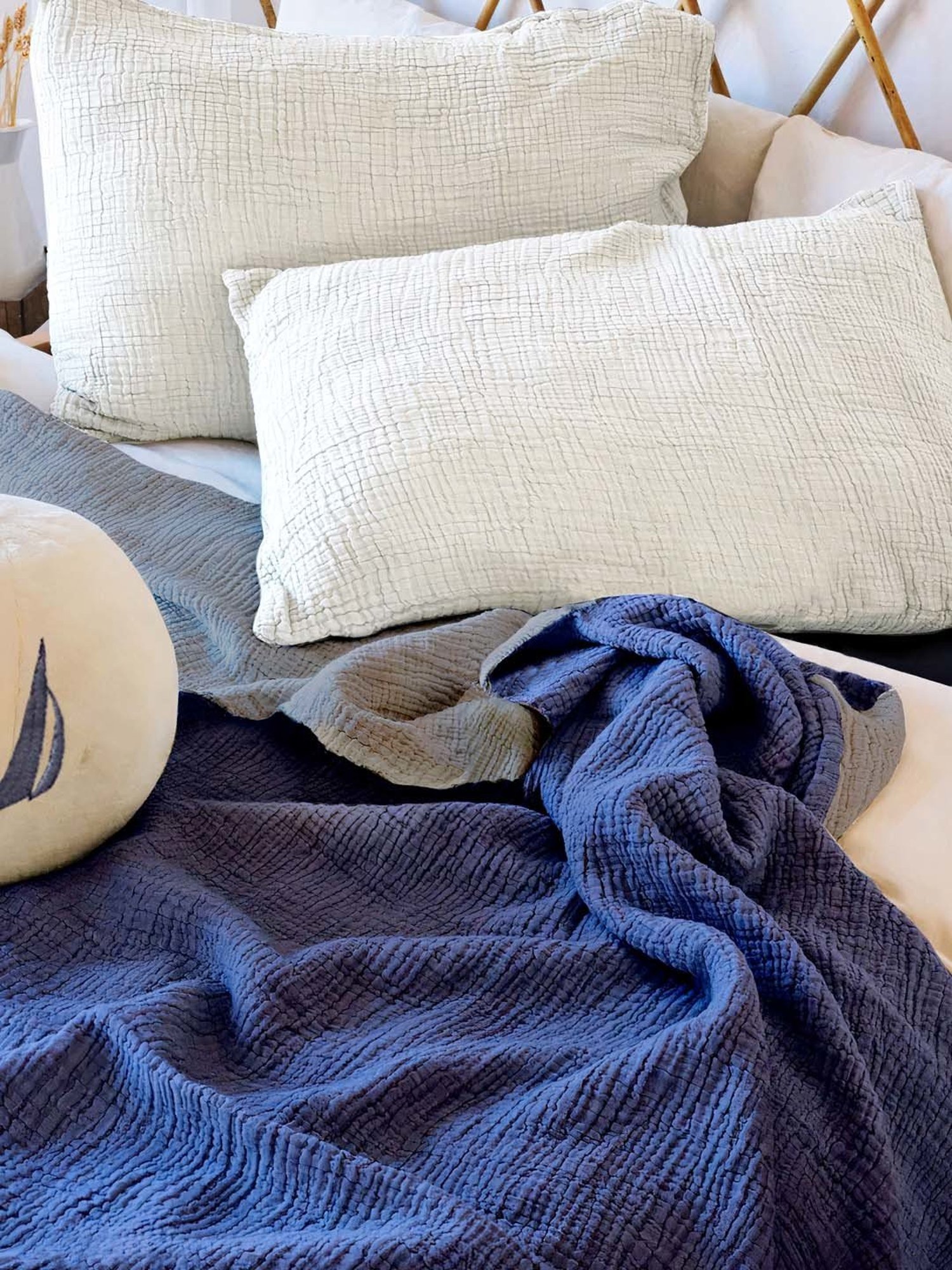 Haus & Kinder Cambric Floral Green & Yellow Cotton Single Reversible Dohar