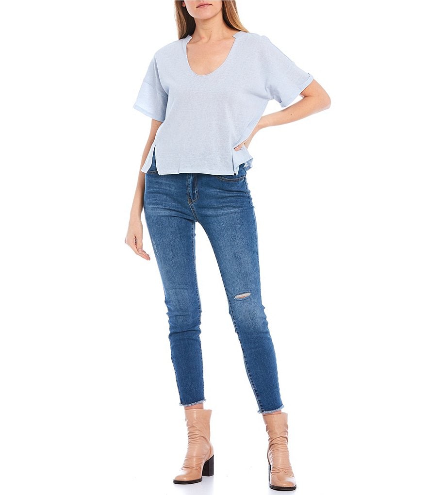 C&V Chelsea & Violet Scoop Neck Short Sleeve Tee