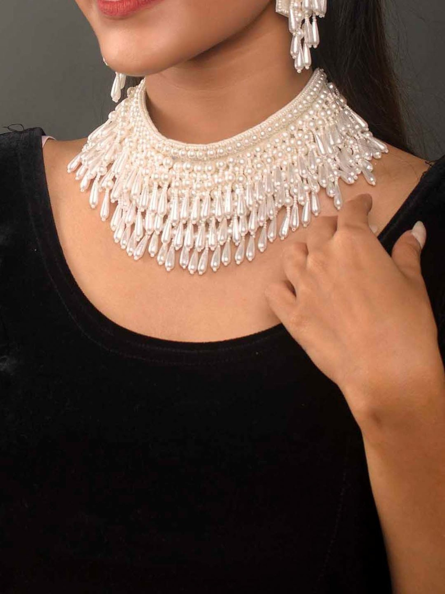 Fida Trendy Seed Beaded Waterfall Pearl White Necklace