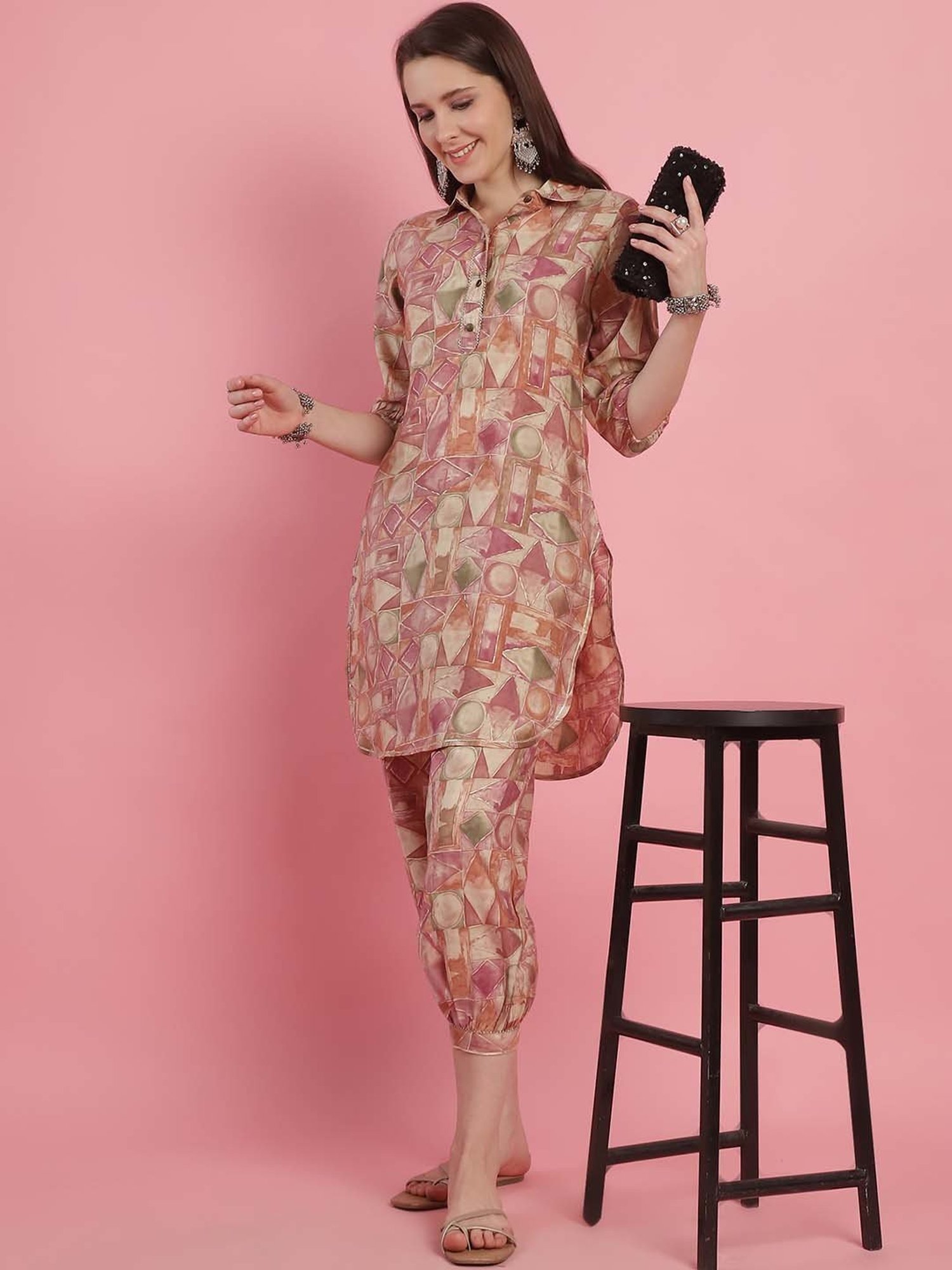 Prakrti Pink Printed Kurti Salwar Set