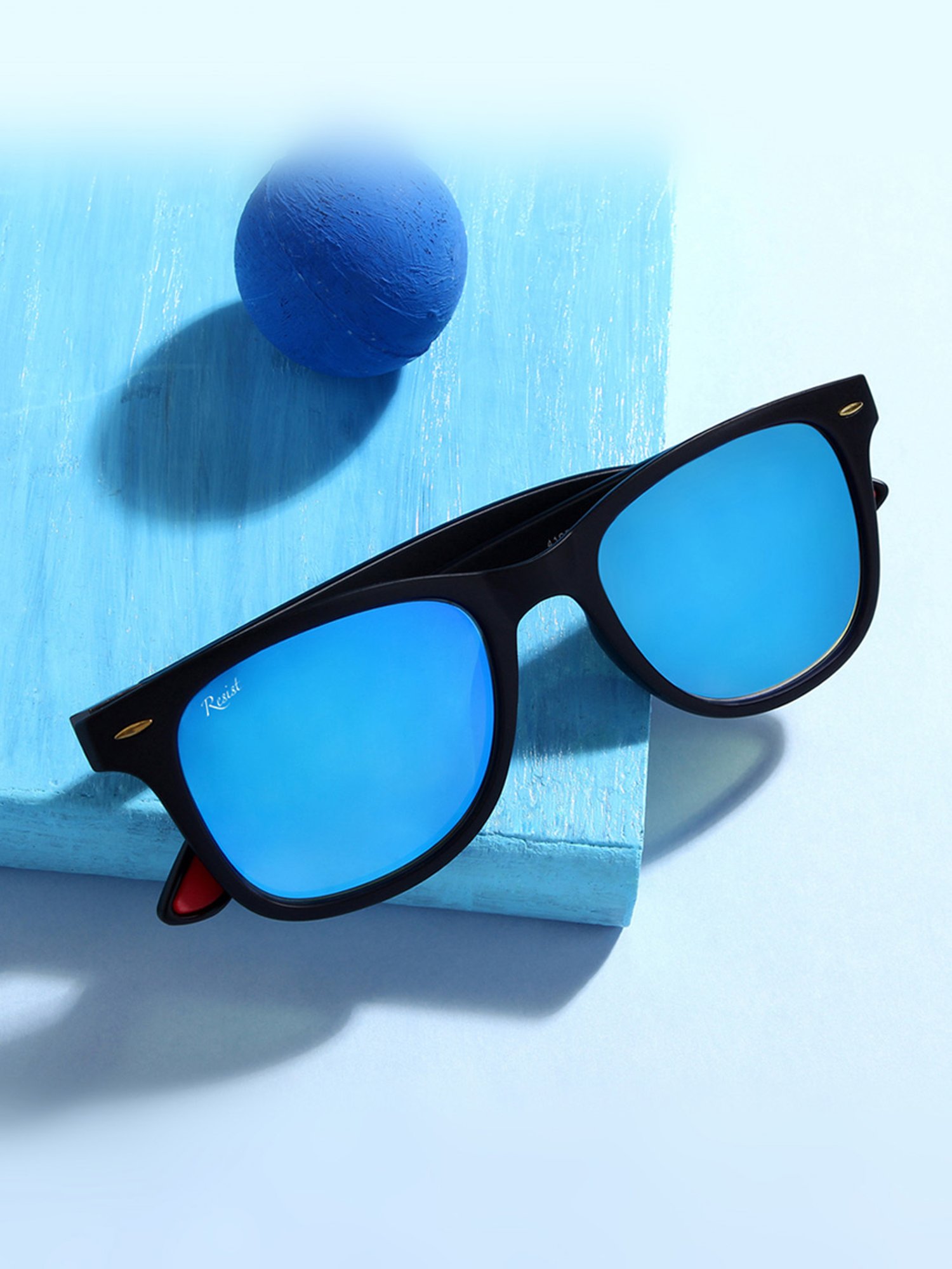 Resist Eyewear Aqua Blue Wayfarer UV Protection Unisex Sunglasses